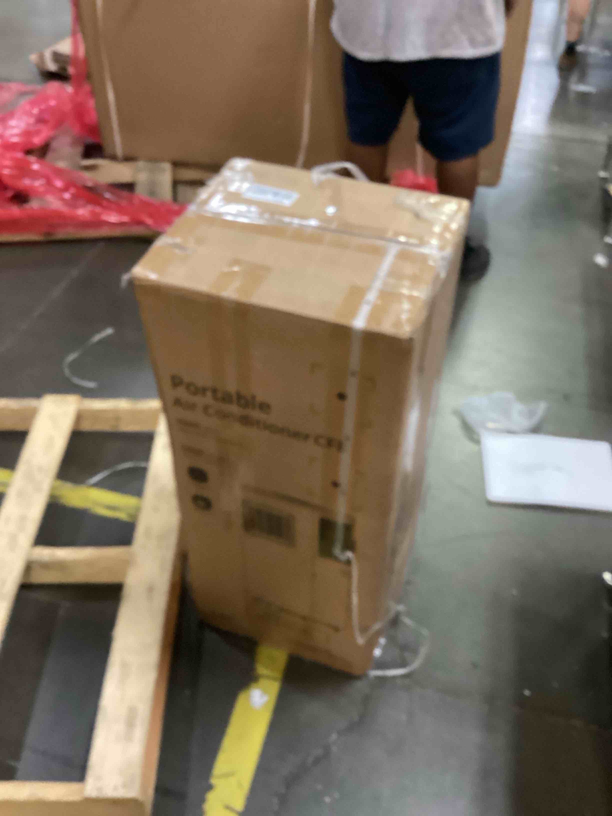 https://s3.amazonaws.com/lotting-images-prod/bidfta/BRN2540010_1754912856637.jpeg