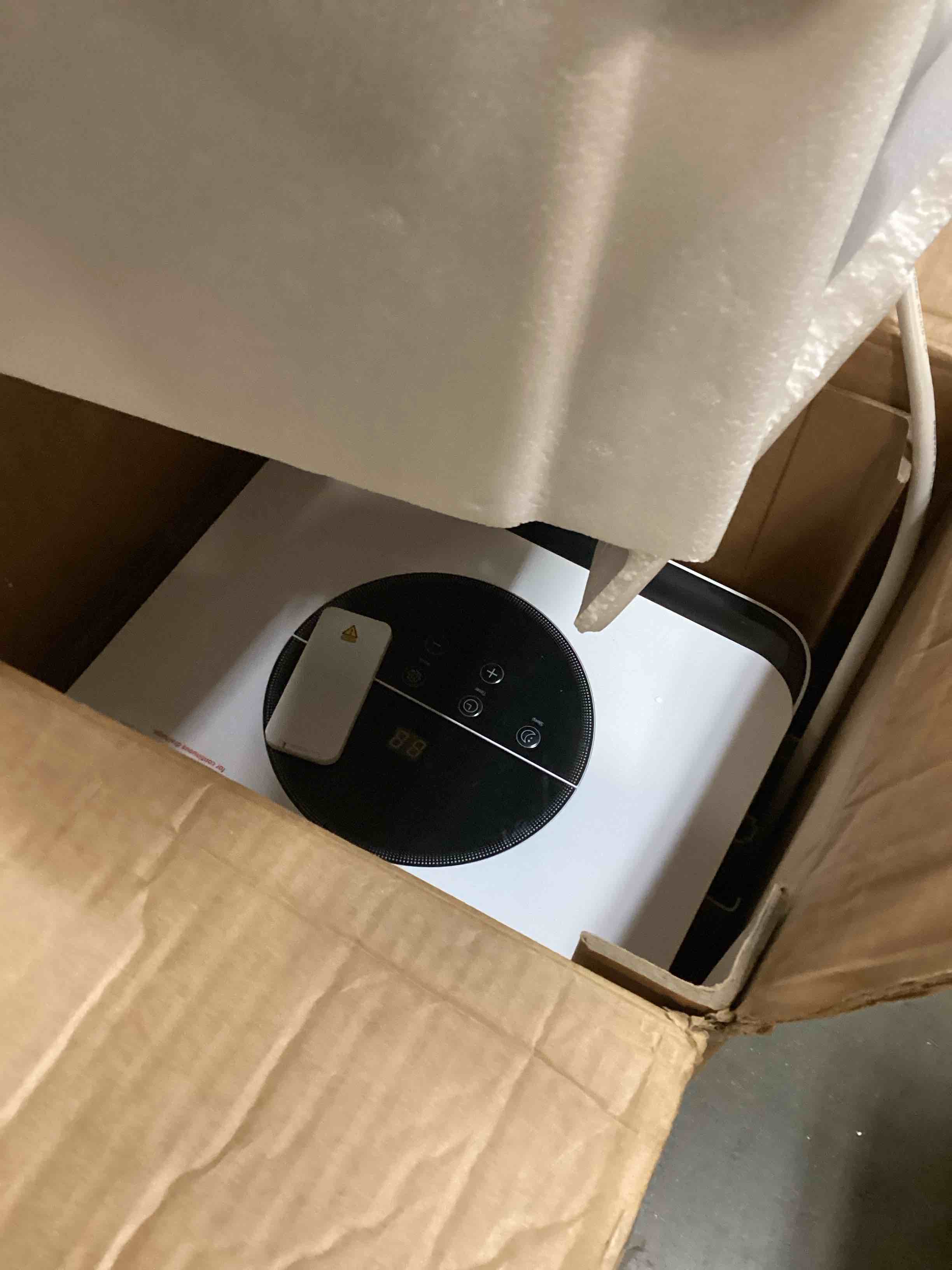 https://s3.amazonaws.com/lotting-images-prod/bidfta/BRN2540010_1754912891056.jpeg