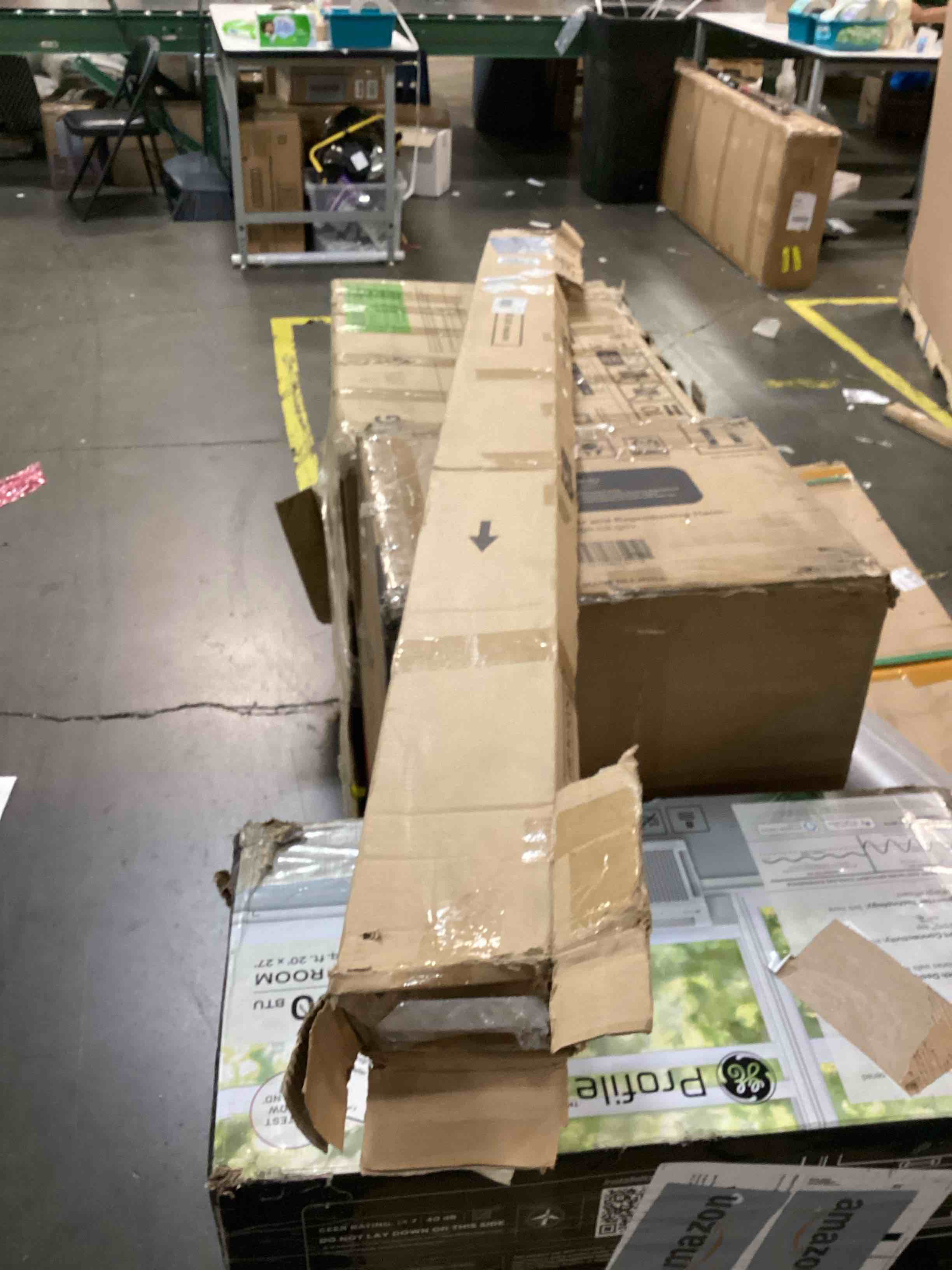 https://s3.amazonaws.com/lotting-images-prod/bidfta/BRN2540028_1754919174750.jpeg