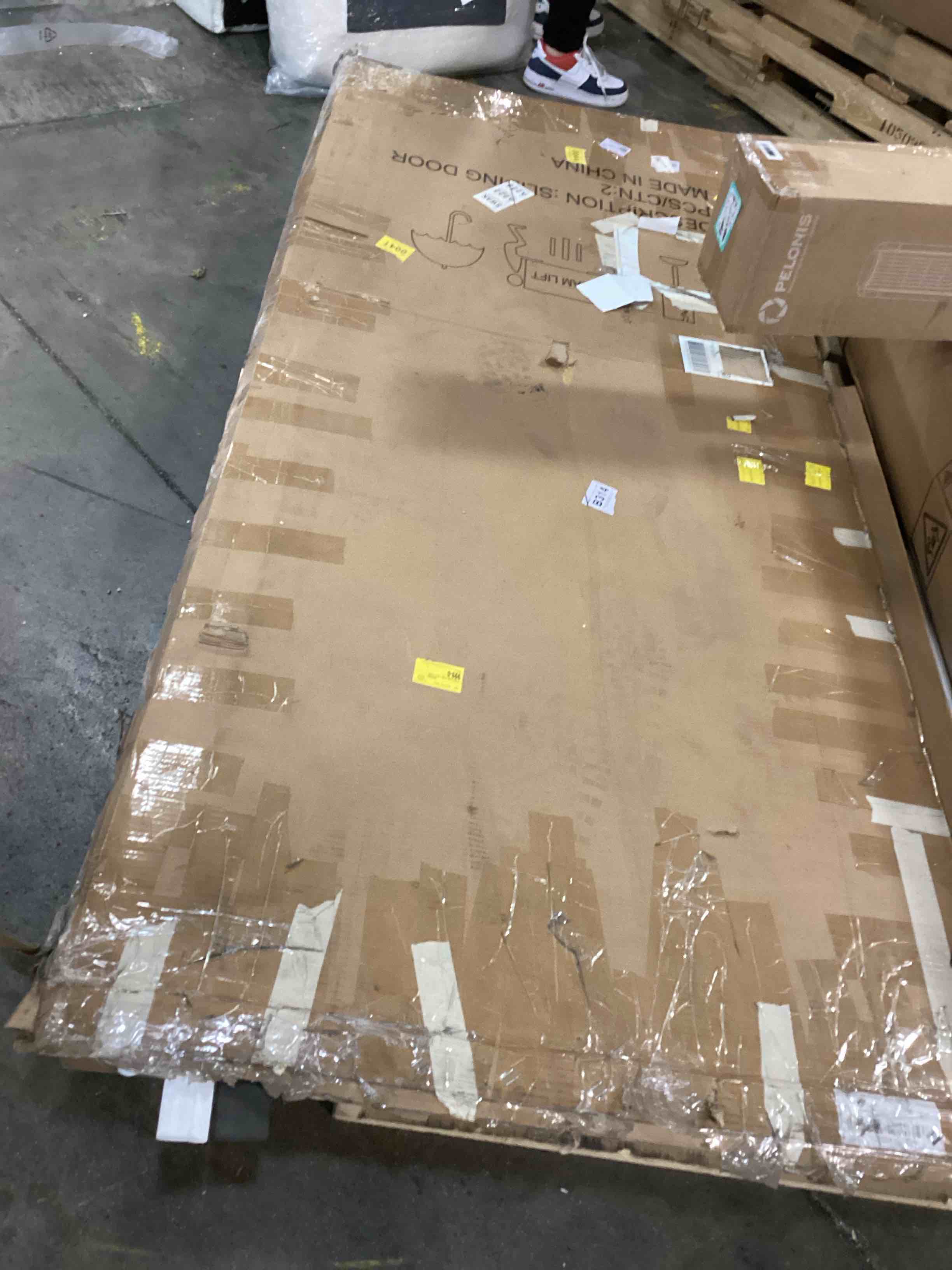 https://s3.amazonaws.com/lotting-images-prod/bidfta/BRN2540091_1754998856246.jpeg