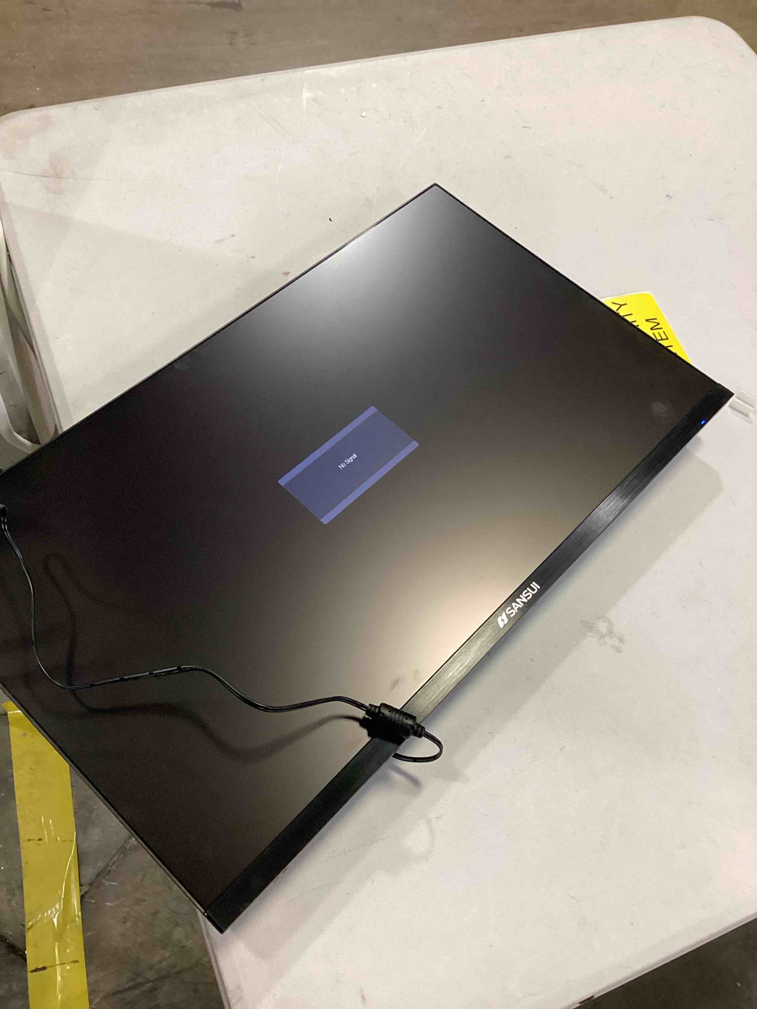 https://s3.amazonaws.com/lotting-images-prod/bidfta/BRN2540110_1755002297807.jpeg