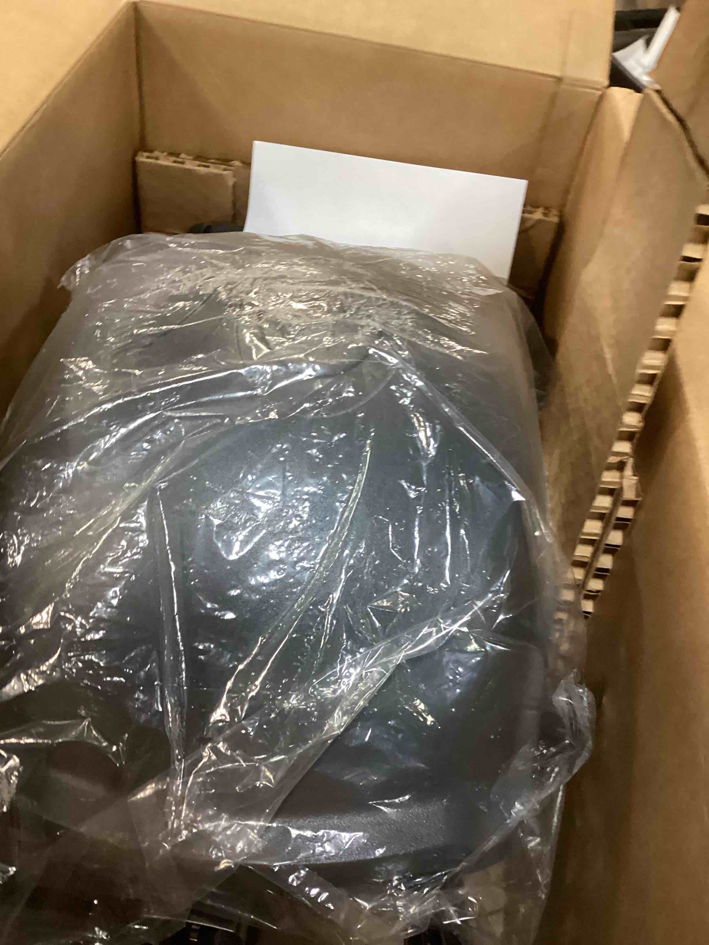 https://s3.amazonaws.com/lotting-images-prod/bidfta/BRN2540221_1755106995865.jpeg