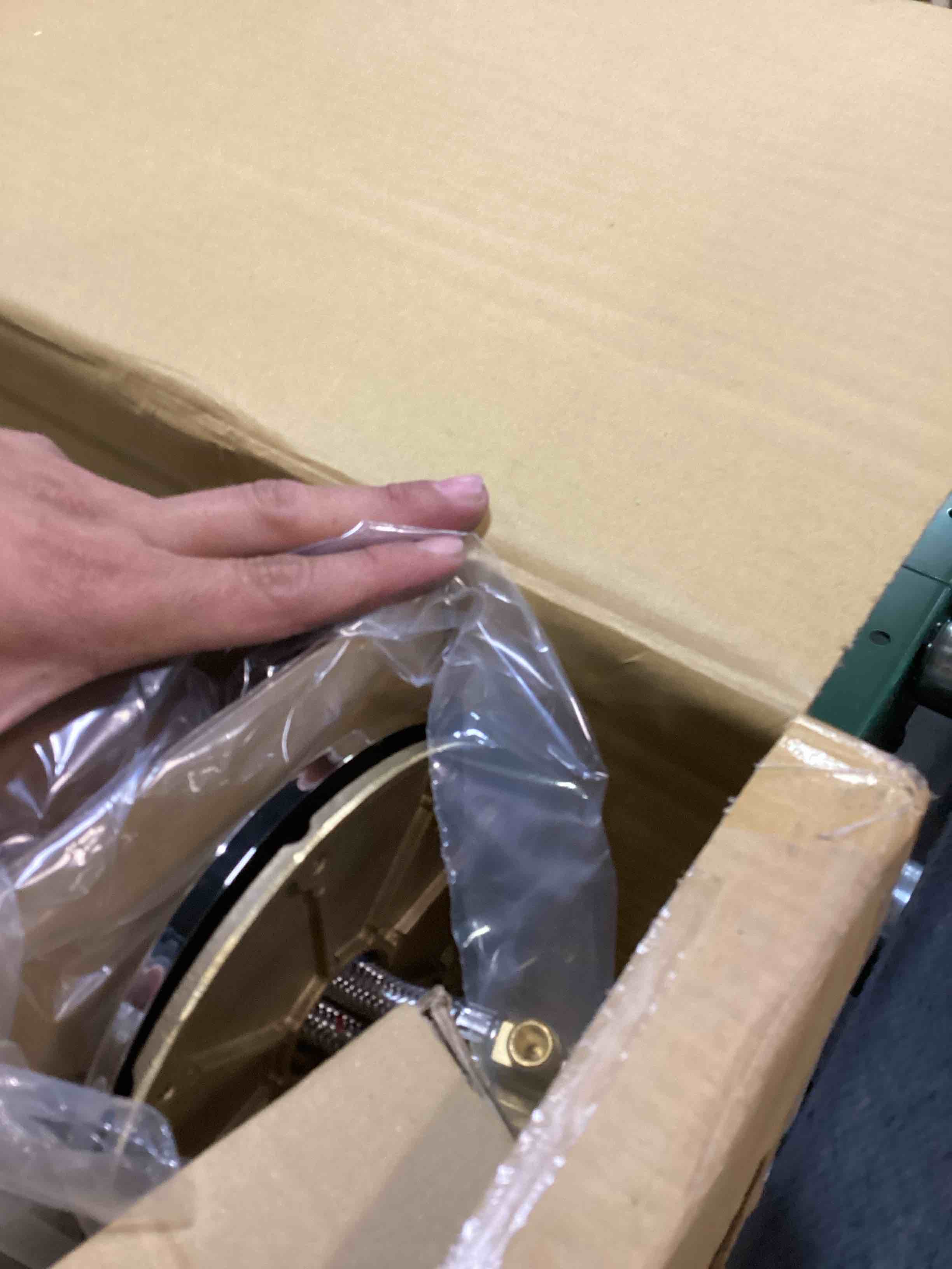 https://s3.amazonaws.com/lotting-images-prod/bidfta/BRN2540293_1755191130714.jpeg