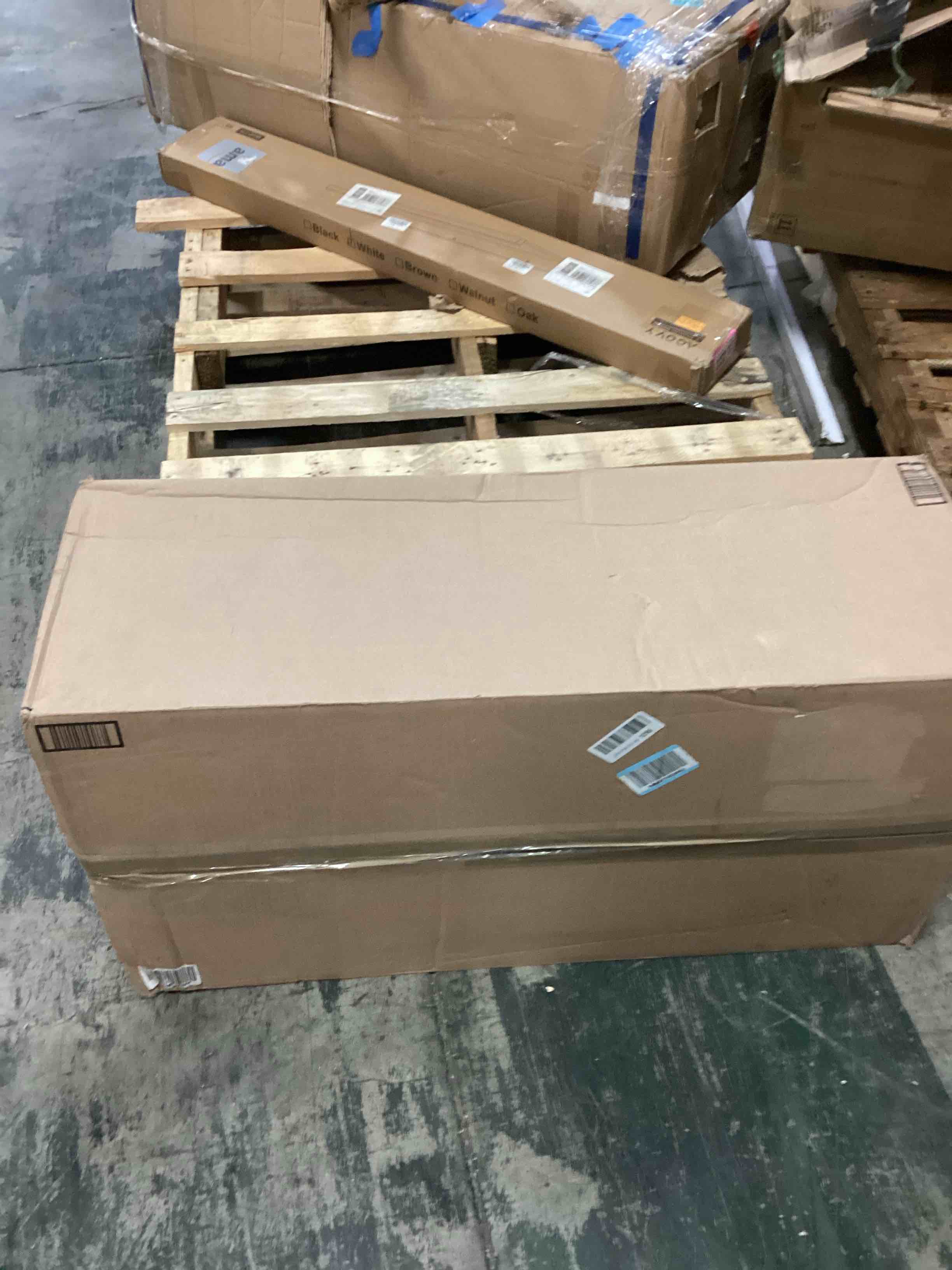 https://s3.amazonaws.com/lotting-images-prod/bidfta/BRN2540345_1755267869319.jpeg