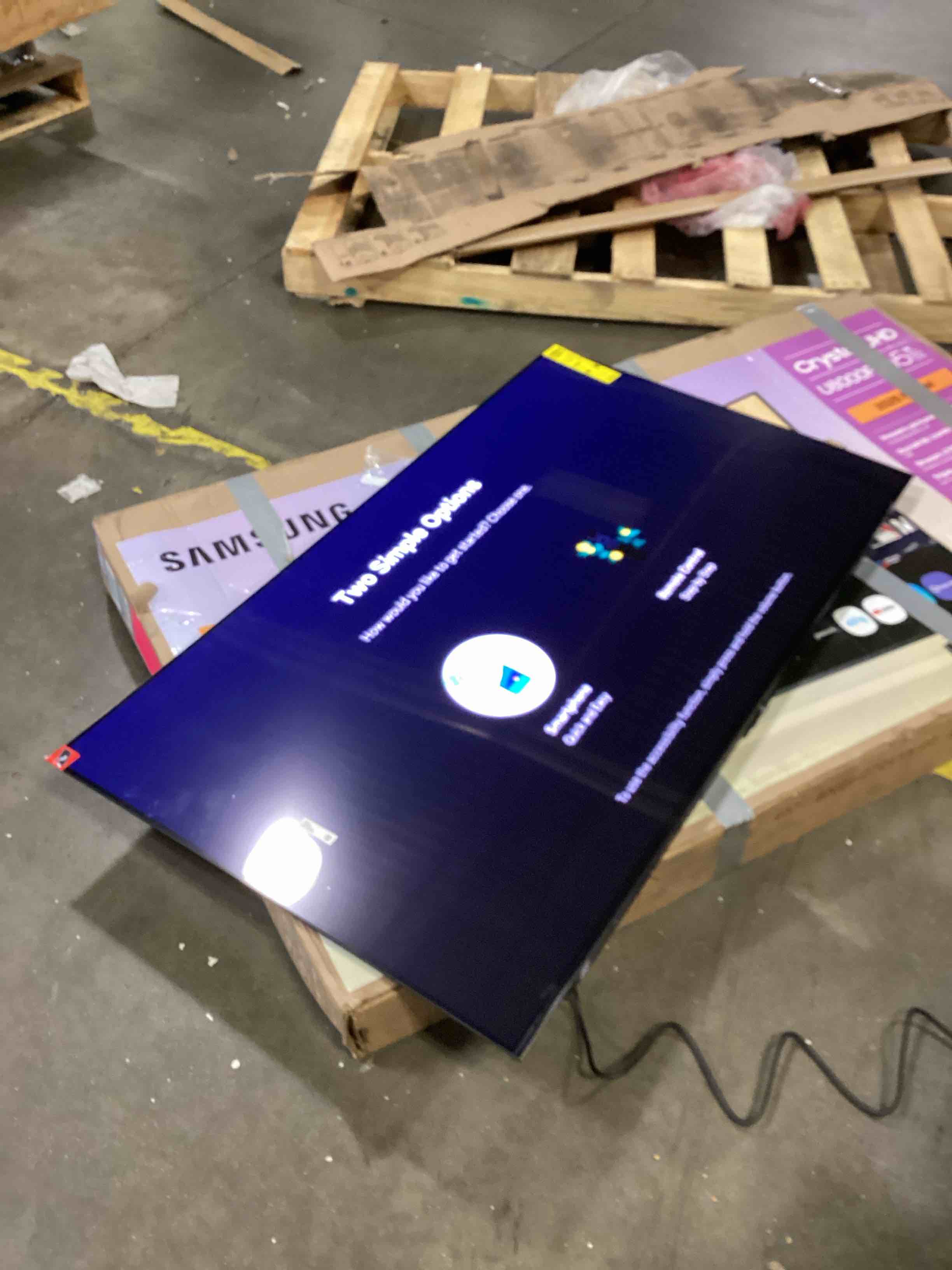 https://s3.amazonaws.com/lotting-images-prod/bidfta/BRN2540504_1756228348405.jpeg