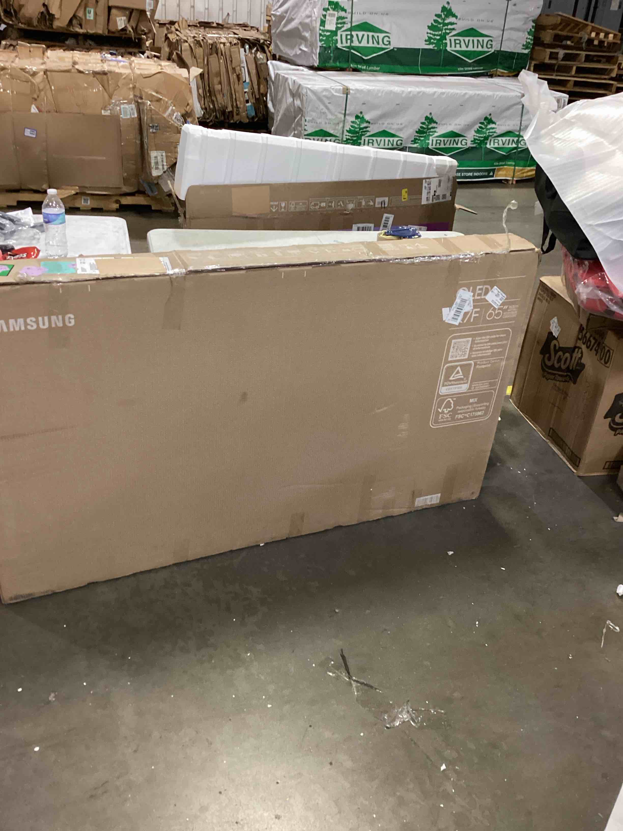 https://s3.amazonaws.com/lotting-images-prod/bidfta/BRN2540508_1756229833521.jpeg
