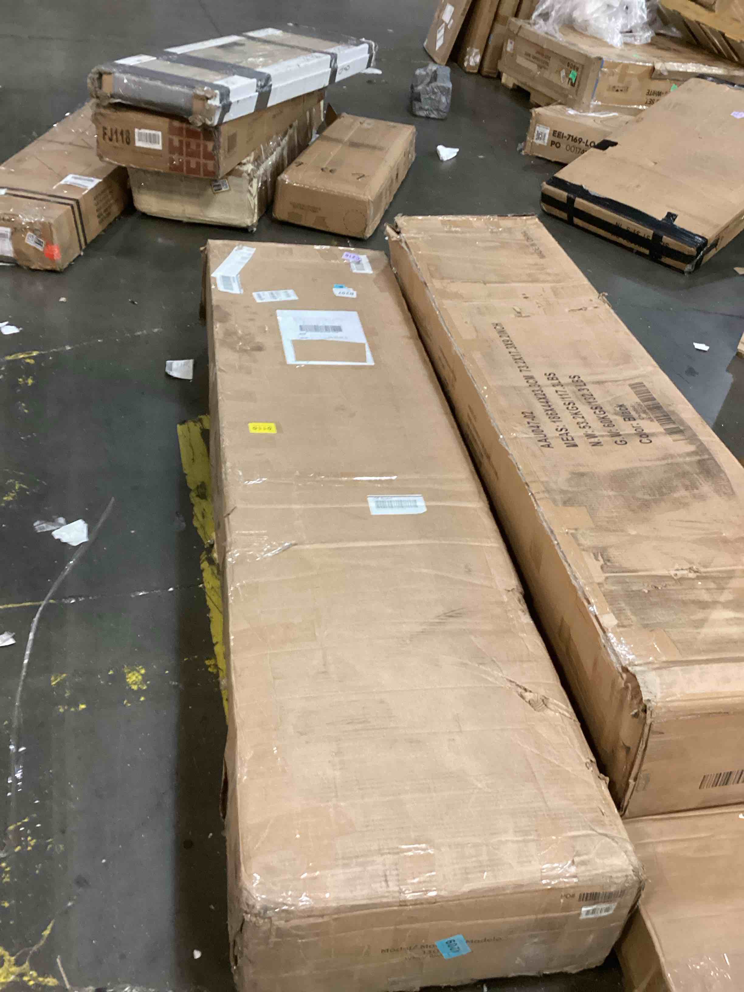 https://s3.amazonaws.com/lotting-images-prod/bidfta/BRN2540562_1756307184001.jpeg