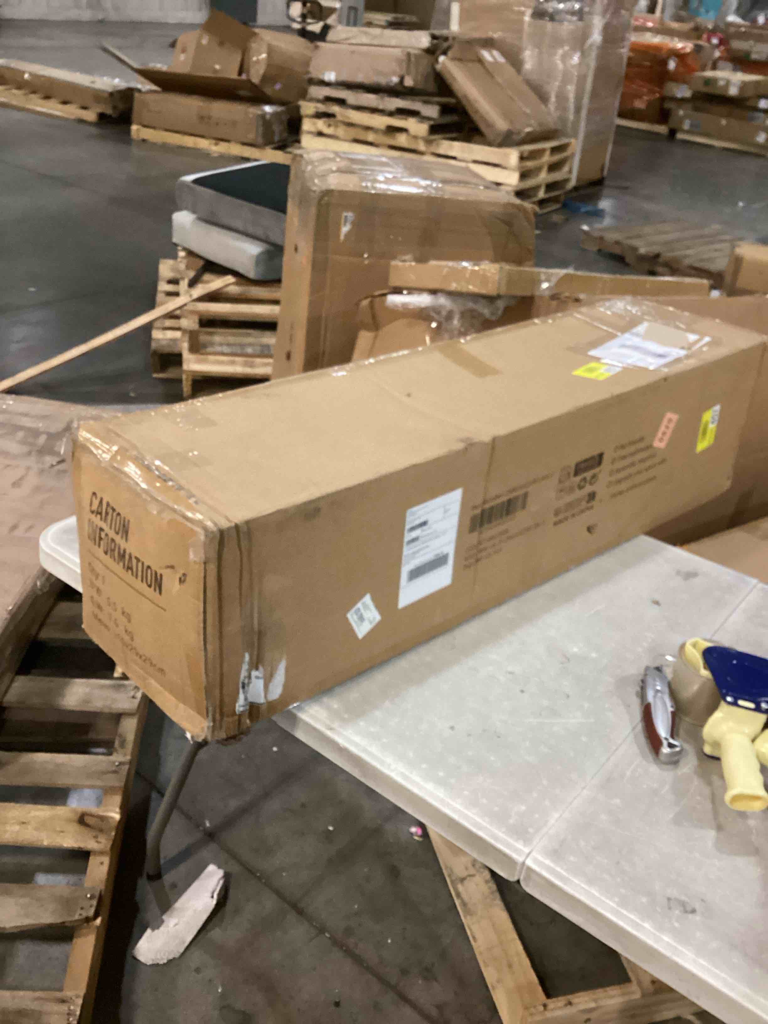 https://s3.amazonaws.com/lotting-images-prod/bidfta/BRN2540607_1756383296358.jpeg