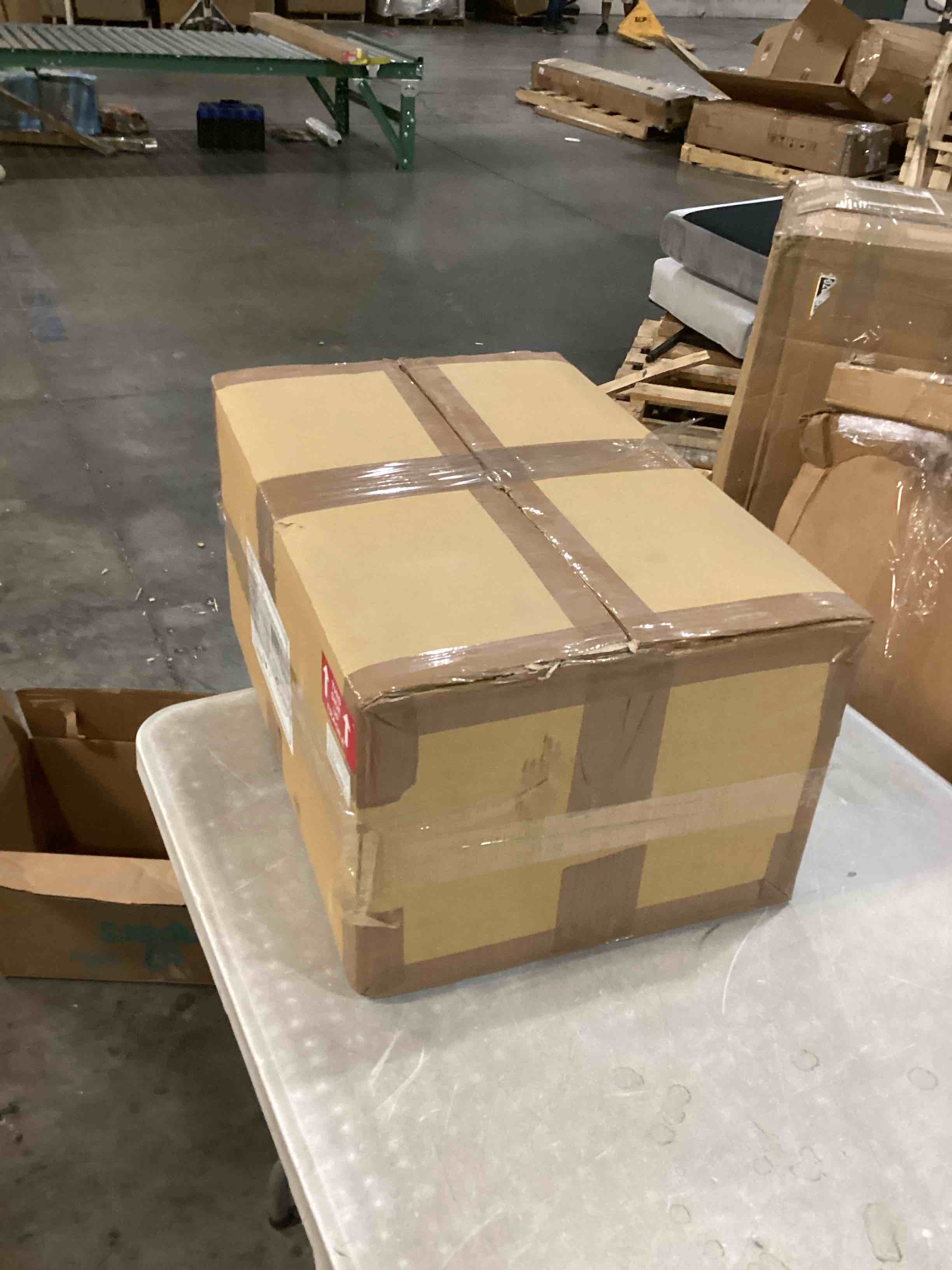https://s3.amazonaws.com/lotting-images-prod/bidfta/BRN2540610_1756383976929.jpeg