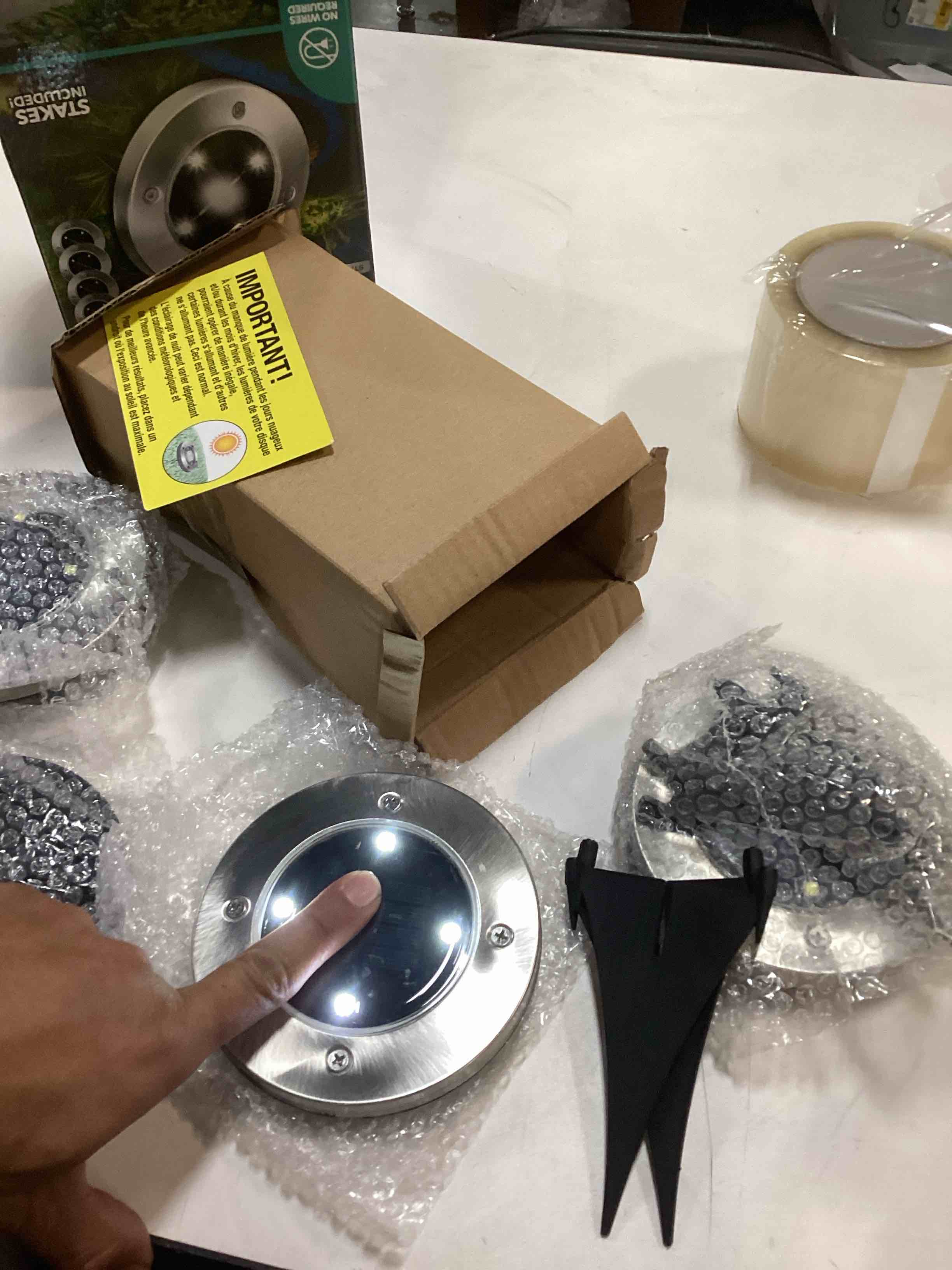 https://s3.amazonaws.com/lotting-images-prod/bidfta/BRN2540752_1756832671976.jpeg