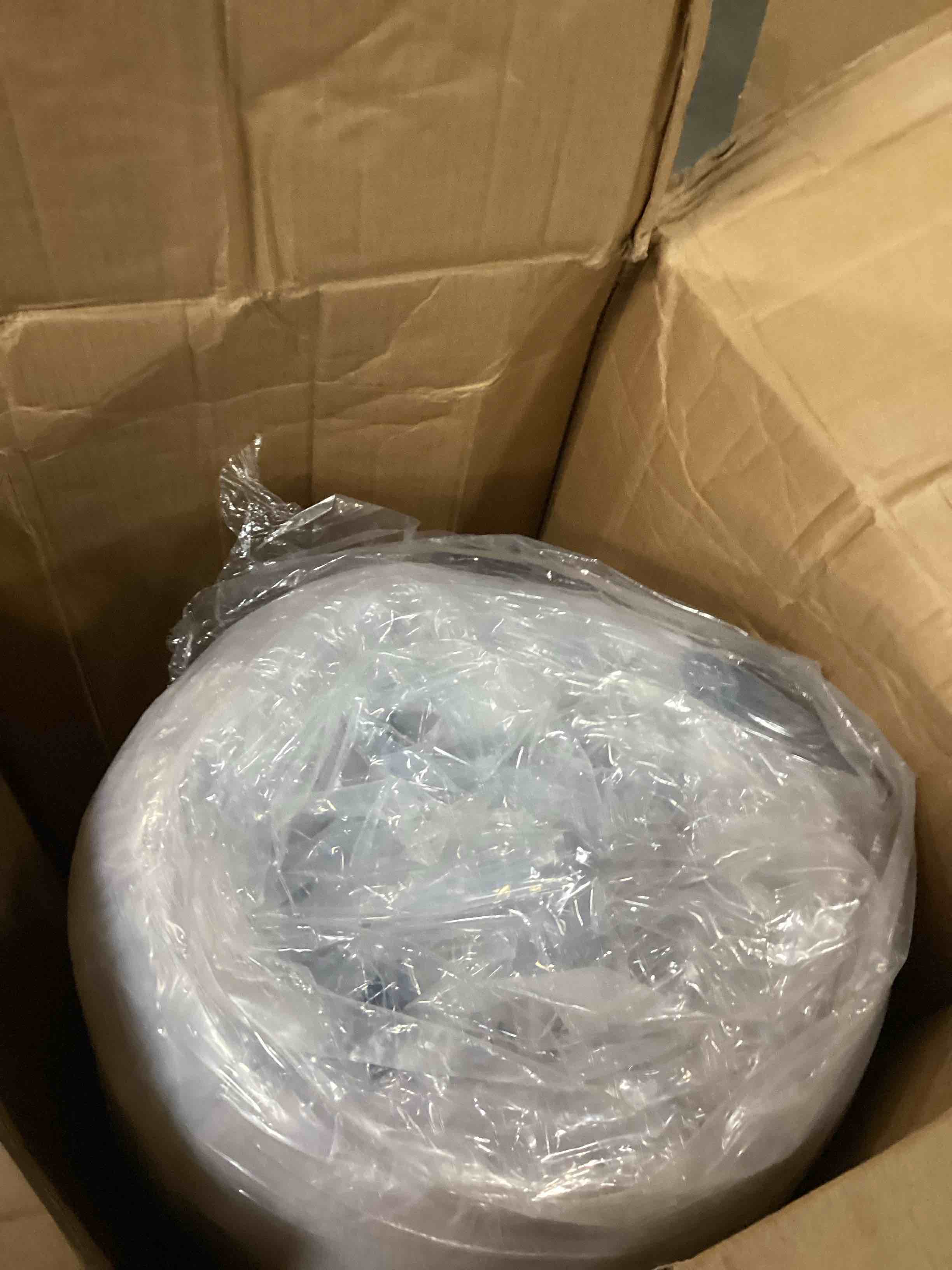 https://s3.amazonaws.com/lotting-images-prod/bidfta/BRN2540791_1756905154013.jpeg
