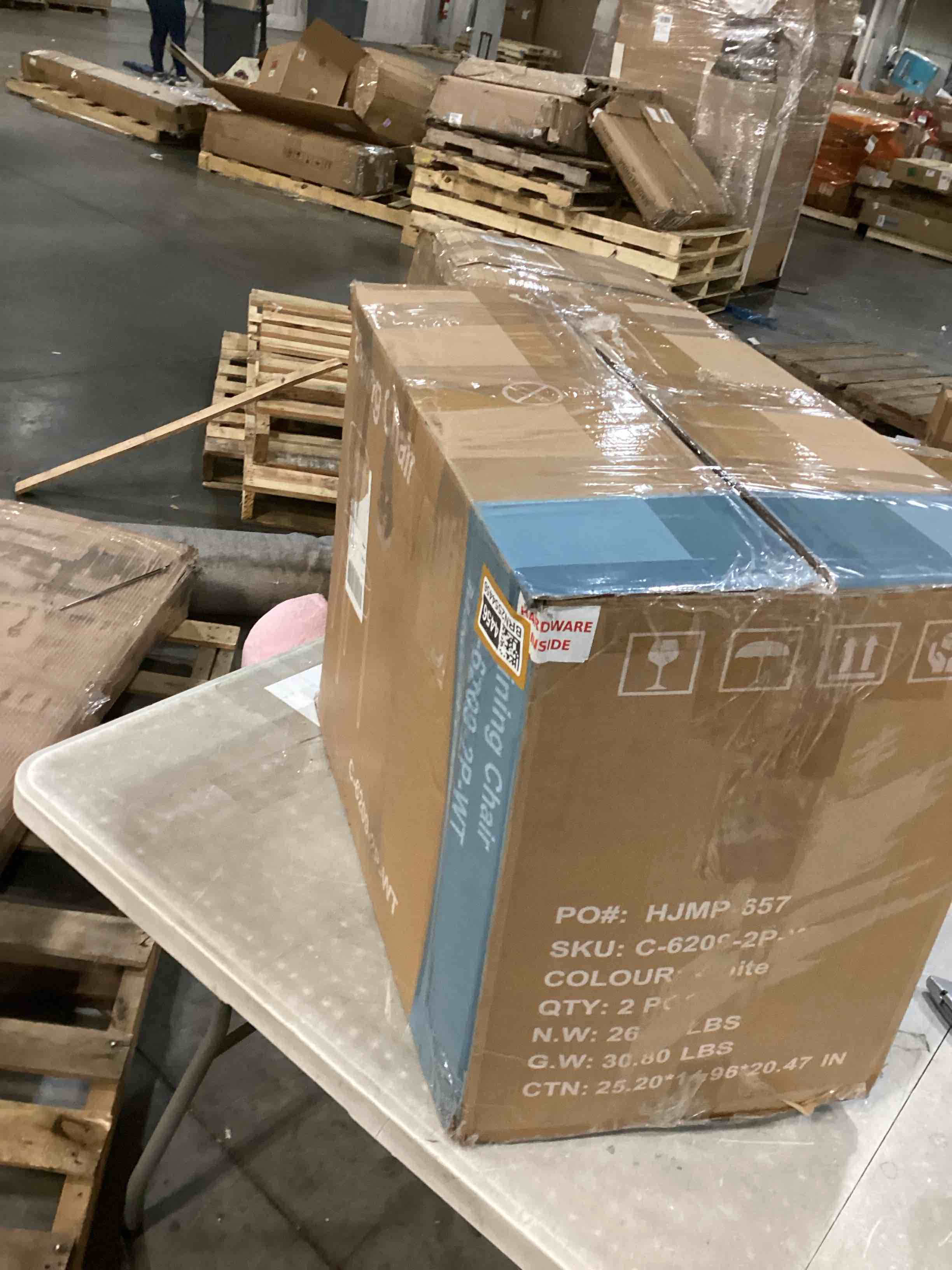 https://s3.amazonaws.com/lotting-images-prod/bidfta/BRN2554456_1756382598855.jpeg