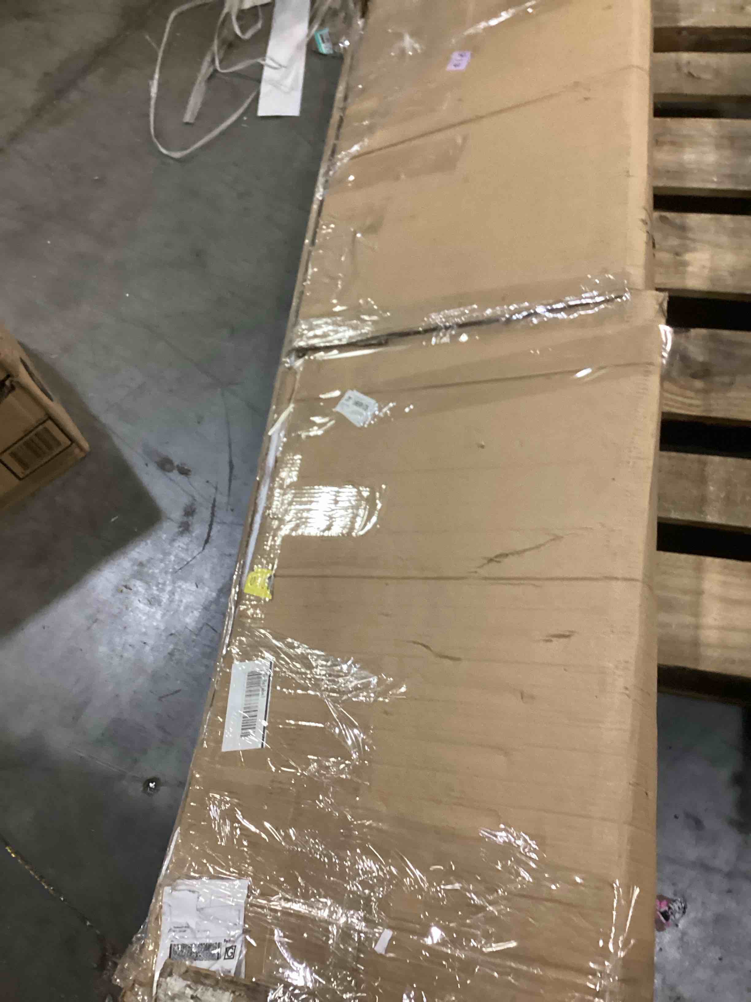 https://s3.amazonaws.com/lotting-images-prod/bidfta/BRN2557267_1760548465189.jpeg