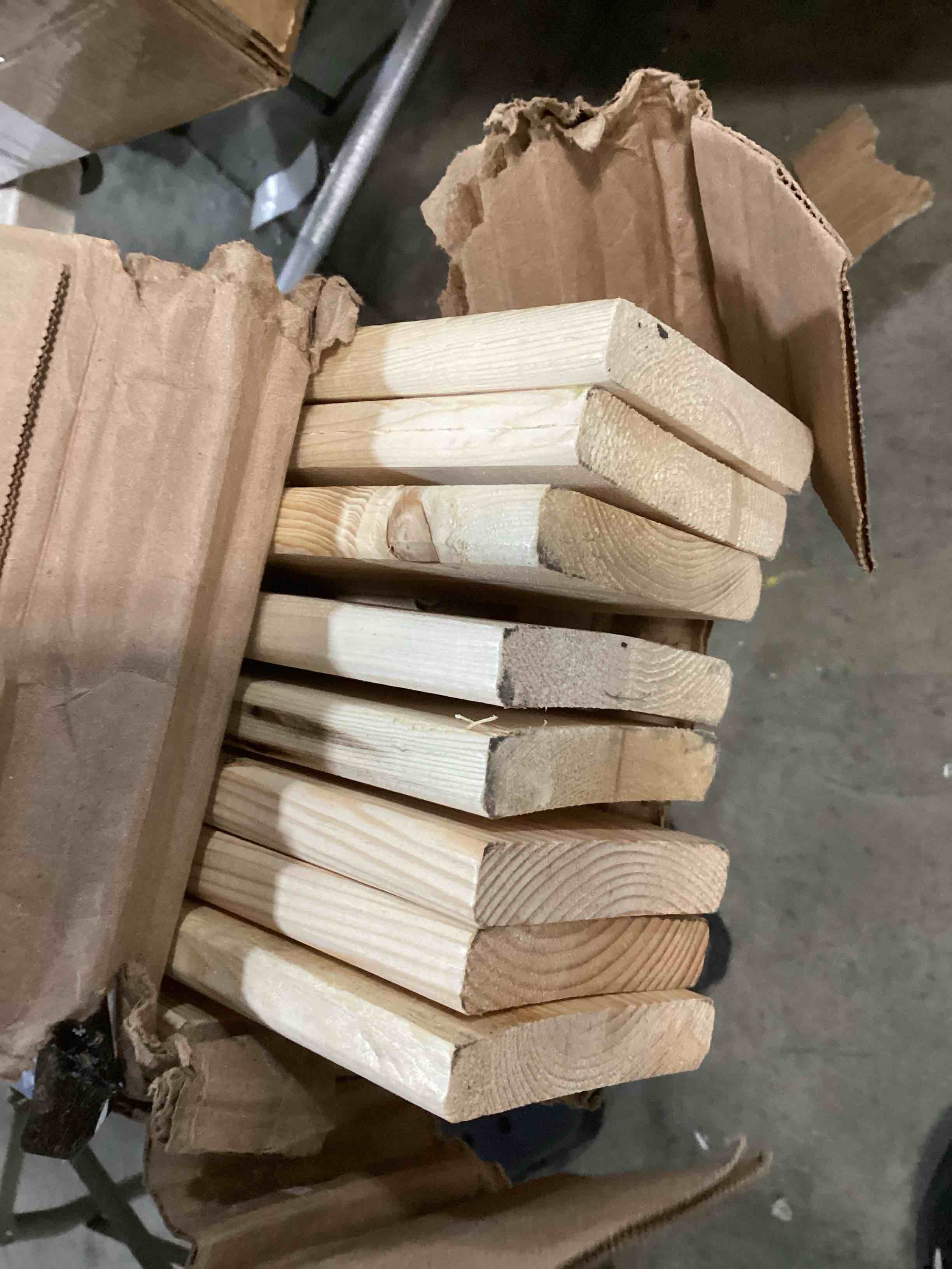 https://s3.amazonaws.com/lotting-images-prod/bidfta/BRN2557345_1760554009063.jpeg