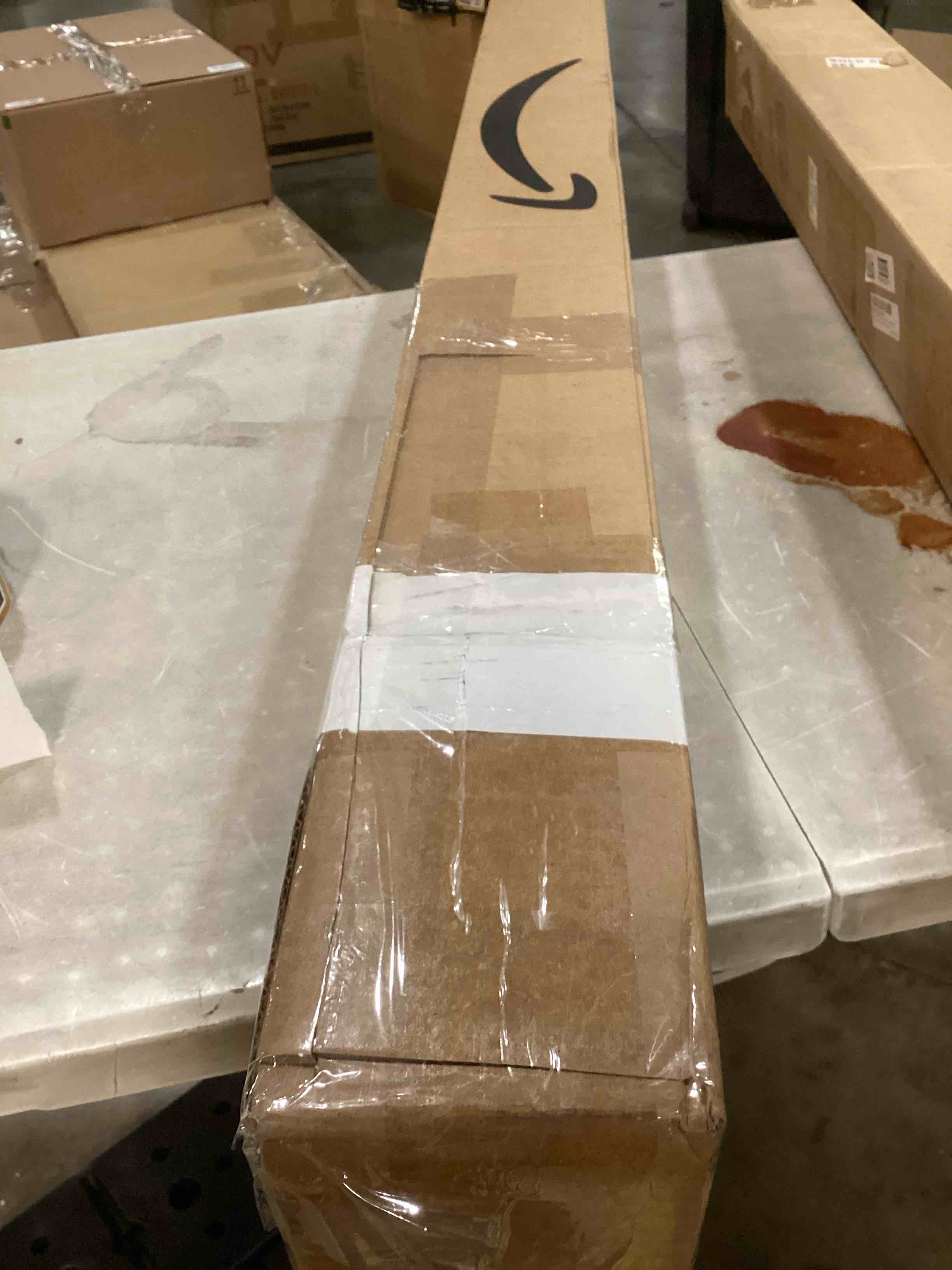 https://s3.amazonaws.com/lotting-images-prod/bidfta/BRN2557347_1760554238818.jpeg