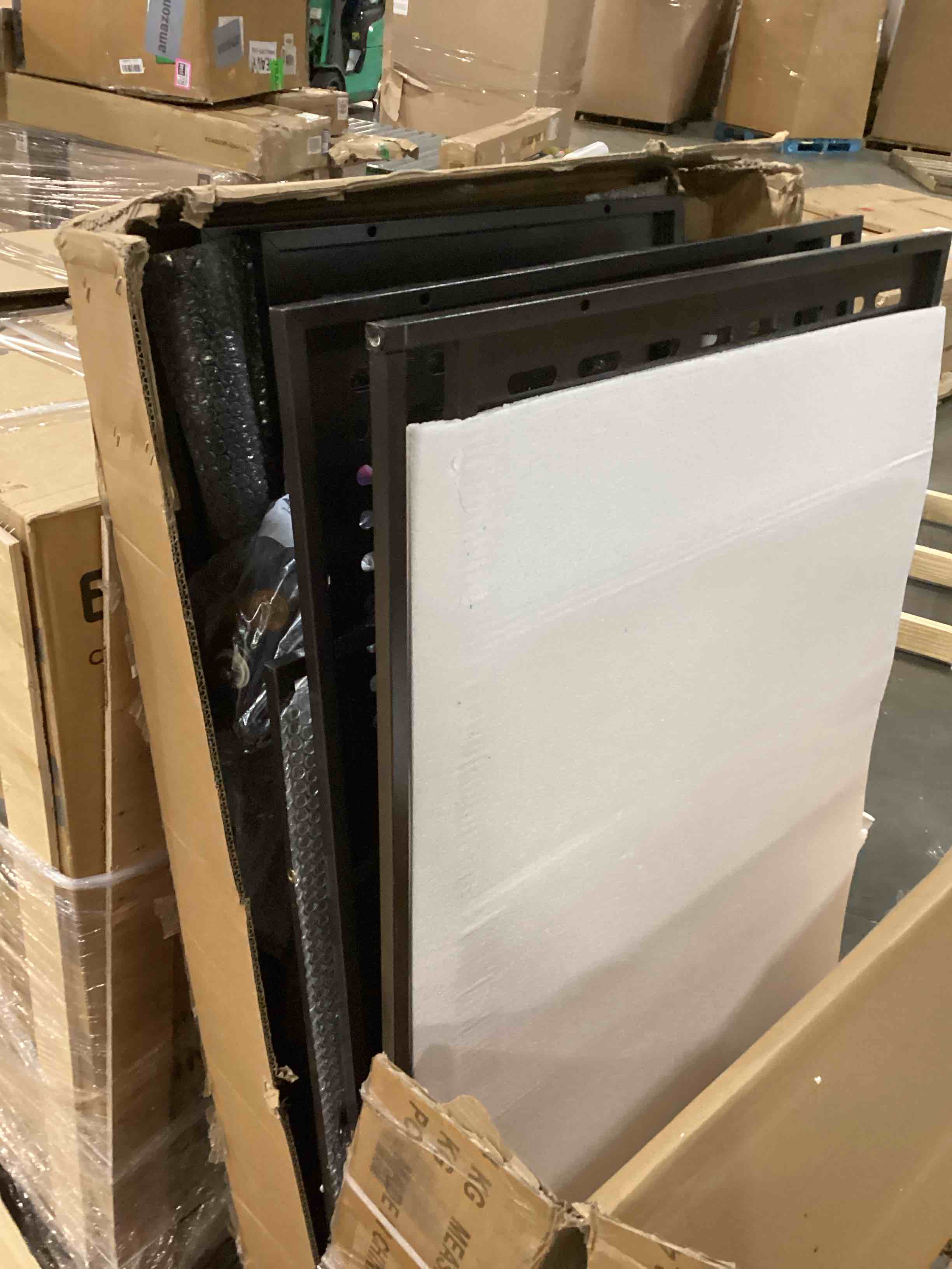 OEDC-52BJ black cage  with wheels unknown size or any brand 