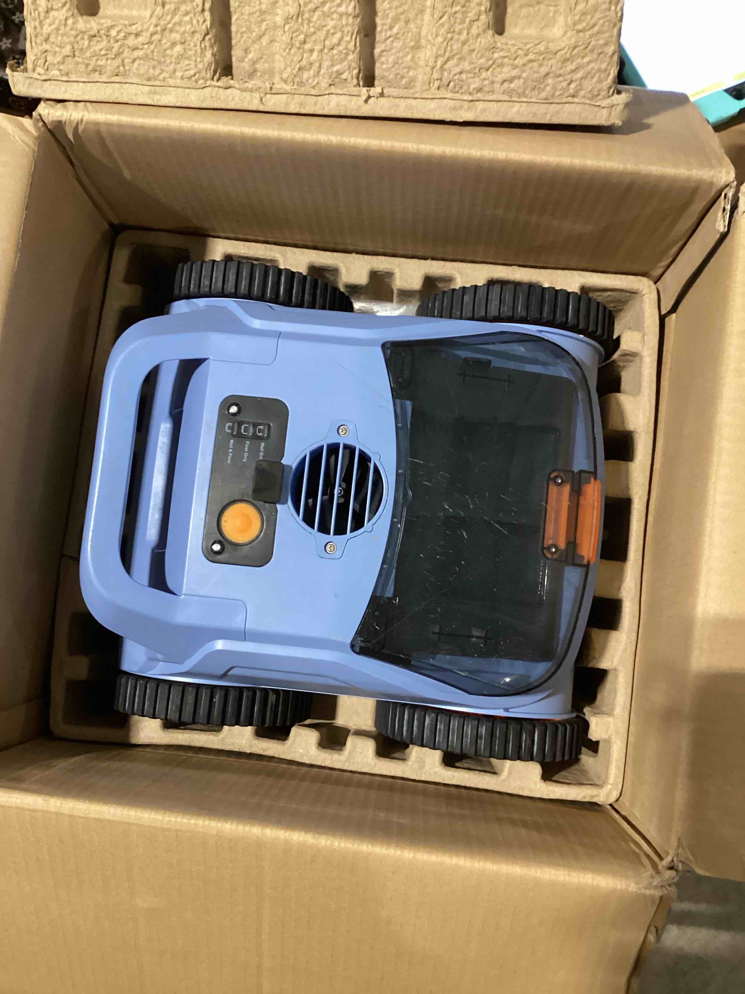 (2025 New) Robotic Pool Vacuum, Robotic Pool Cleaner for Inground Pools, Pool Robot with Smart Navigation, Floor/Wall/Waterline Cleaning, 180 Mins Runtime for Pool Up to 2100 Sq.ft