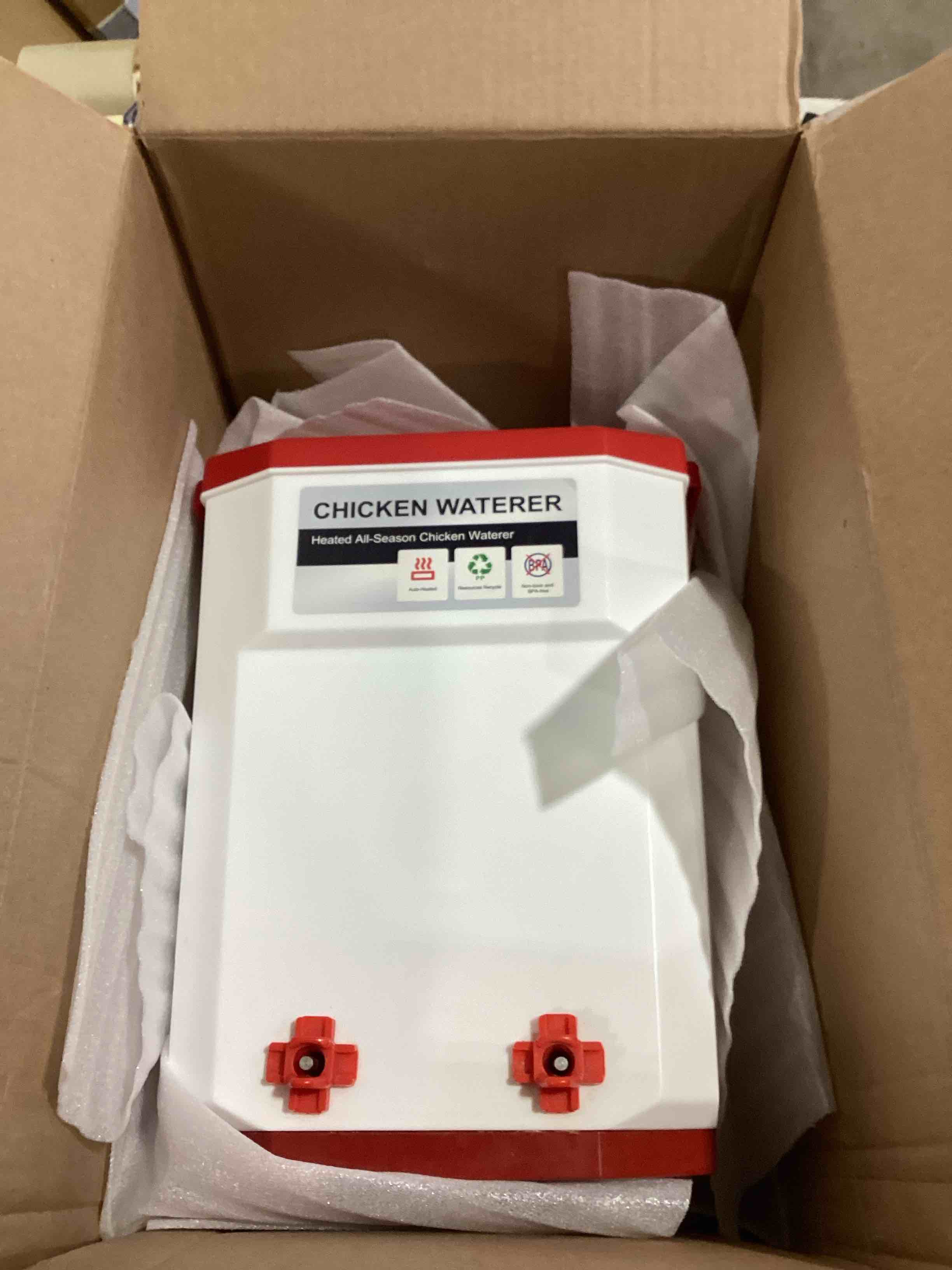 heated chicken waterer, 7l winter chicken water heater bucket with 4 nipple drinkers, anti-freezing, winter and summer dual-use, automatic heated poultry drinker for coop (red)