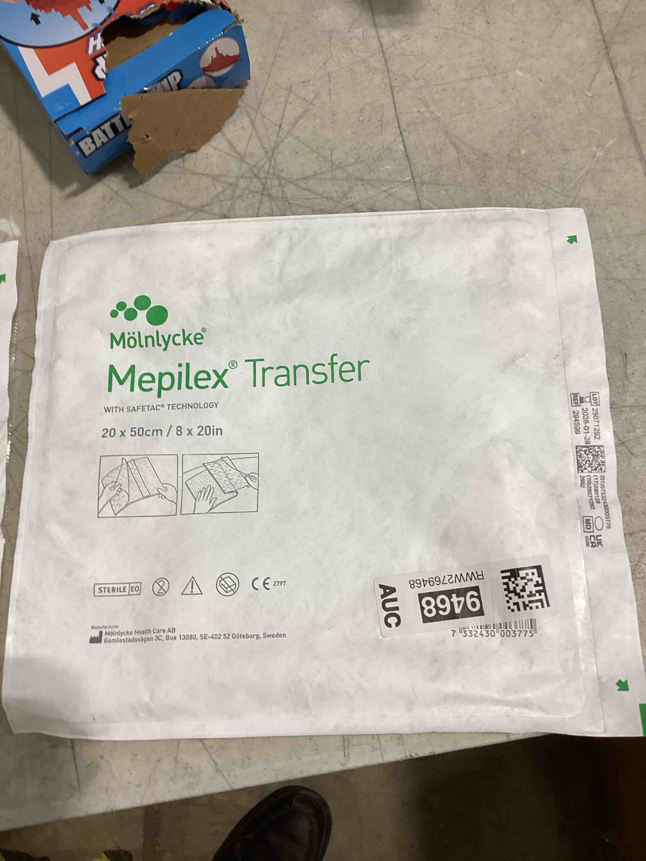 Mepilex 294899 Transfer Soft Silicone Exudate Transfer Dressing, 6" x 8" Size, Each Dressing