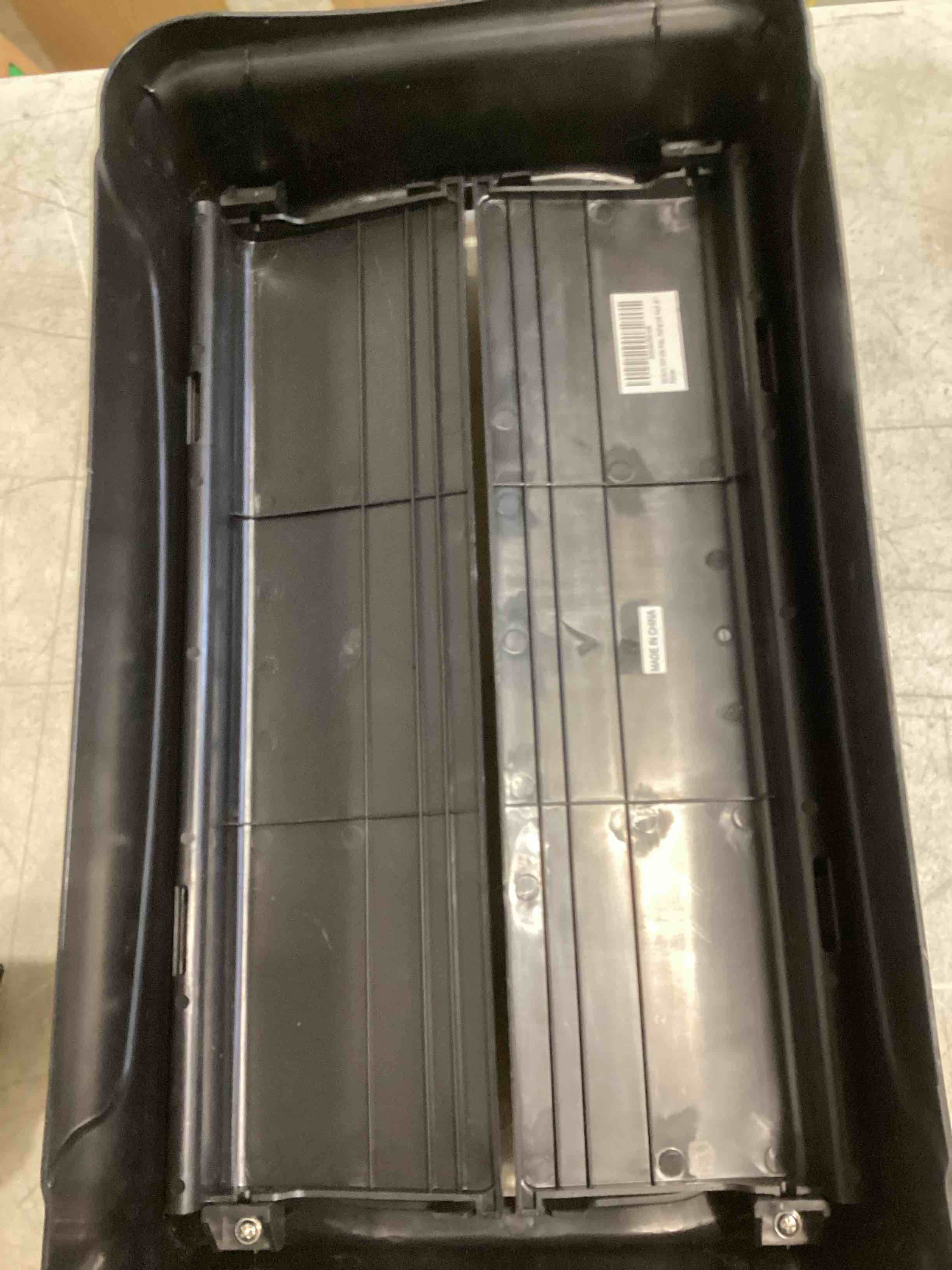 Condition photo showing As Is for trash lid