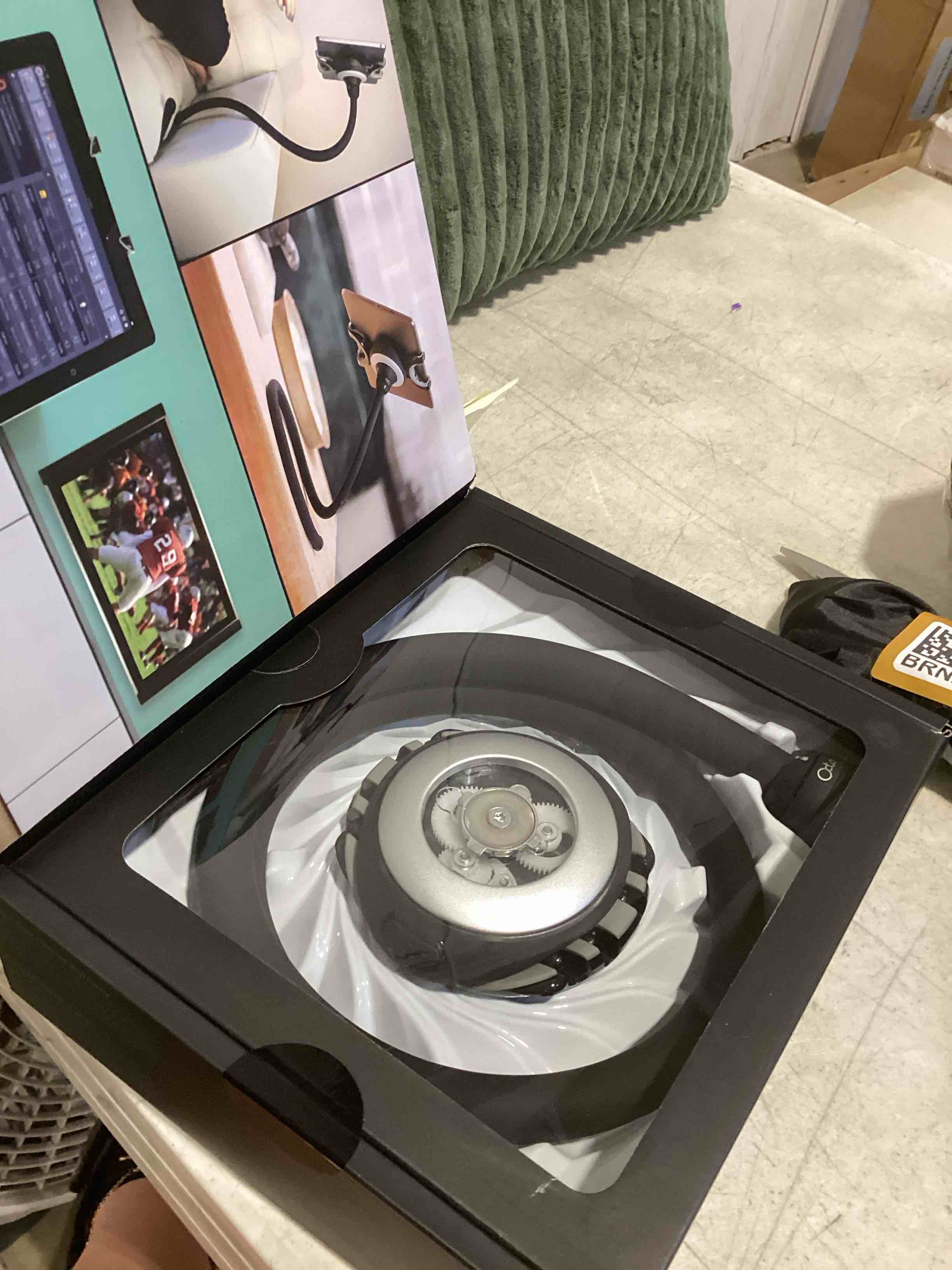 Condition photo showing Good Condition for octa spider monkey - premium 36" modular gooseneck tablet mount for ipad pro, air, mini, galaxy tab, surface - adjustable stand for bed, desk & couch (for devices up to 13")
