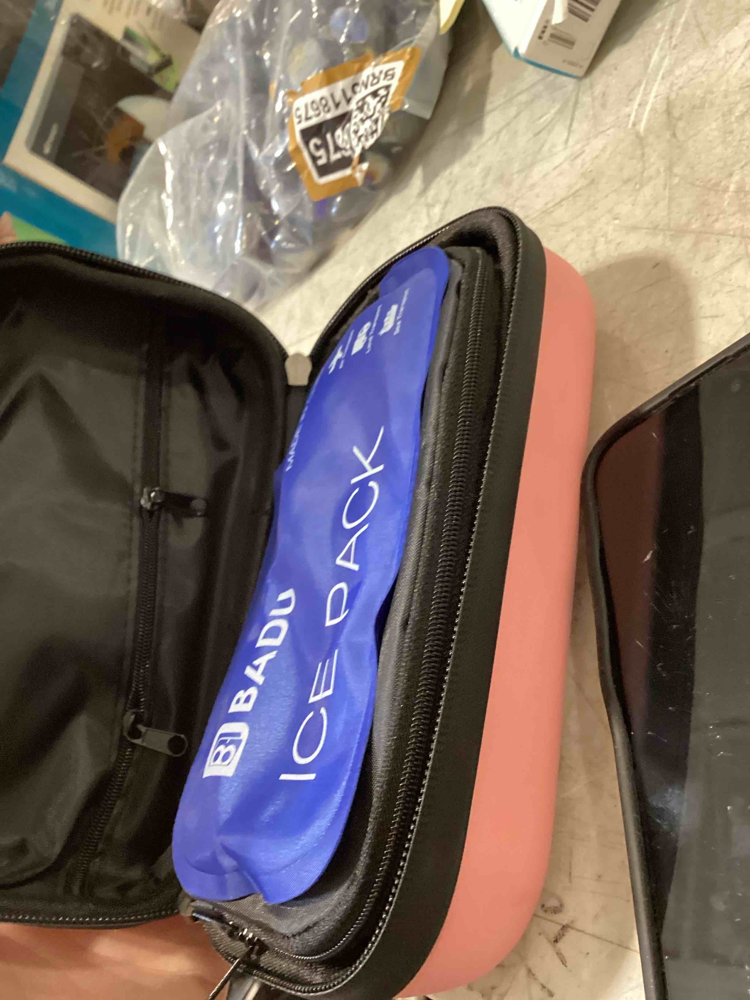 insulin cooler travel case tsa approved medication diabetic cooler for travel with temperature display refrigerated medicine organizer bag with 2 ice pack?need battery?