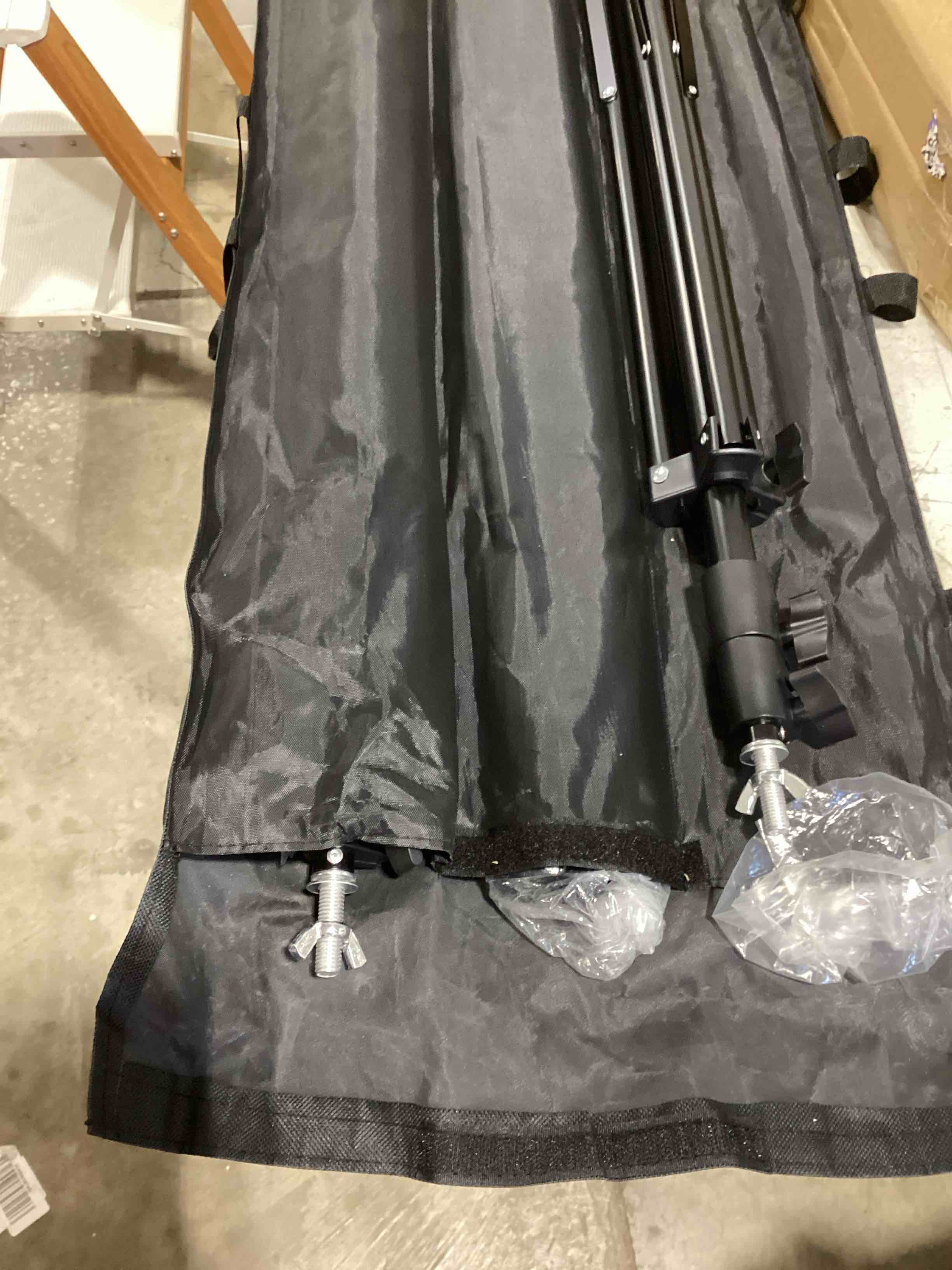 Condition photo showing Good Condition for beiyang 6.5x6.5 ft backdrop stand, adjustable photo background stand support kit with carry bag for parties, decoration, wedding, photo video studio shooting 6.5' x 6.5'