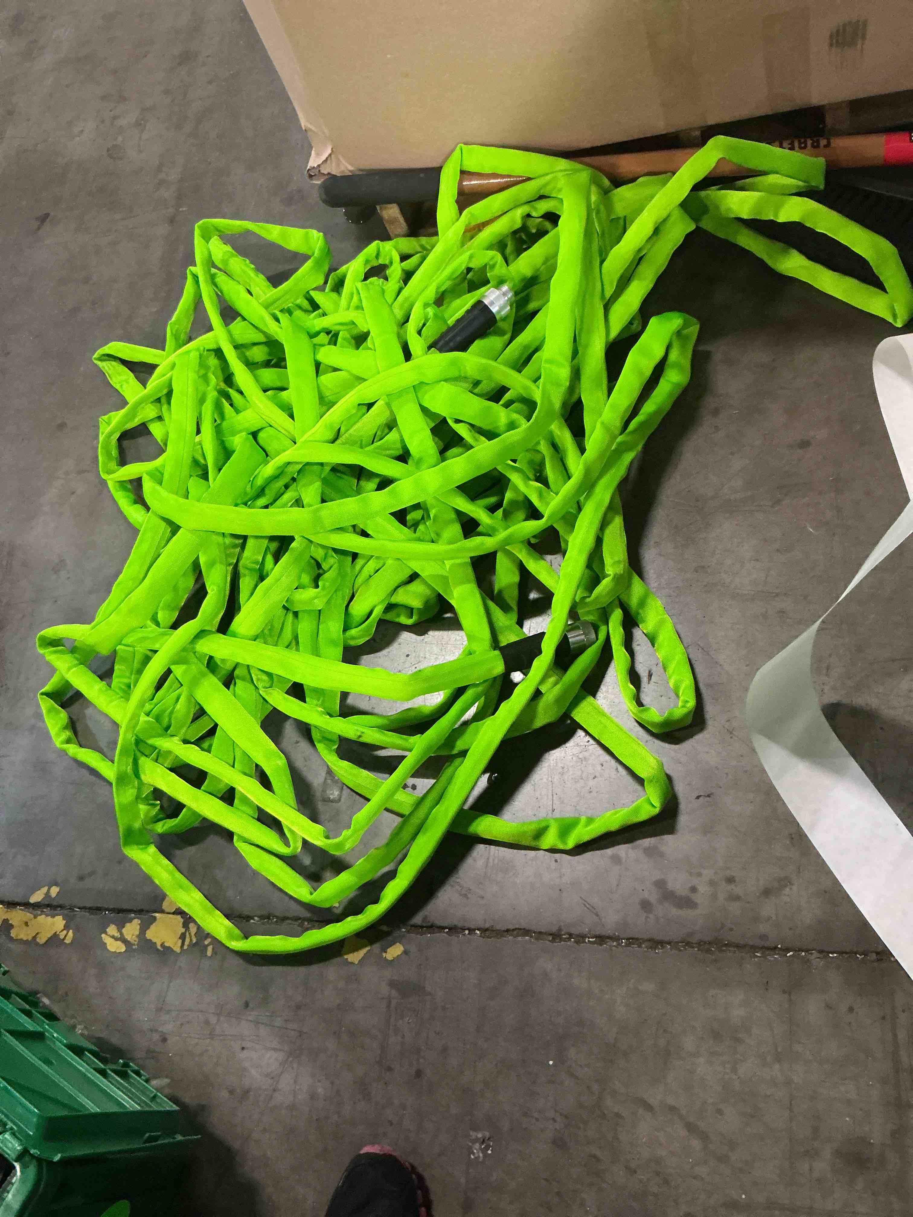 Condition photo showing As Is for teknor 100 ft zero-g tek400150pdq lightweight kink-free garden hose (2 sets)