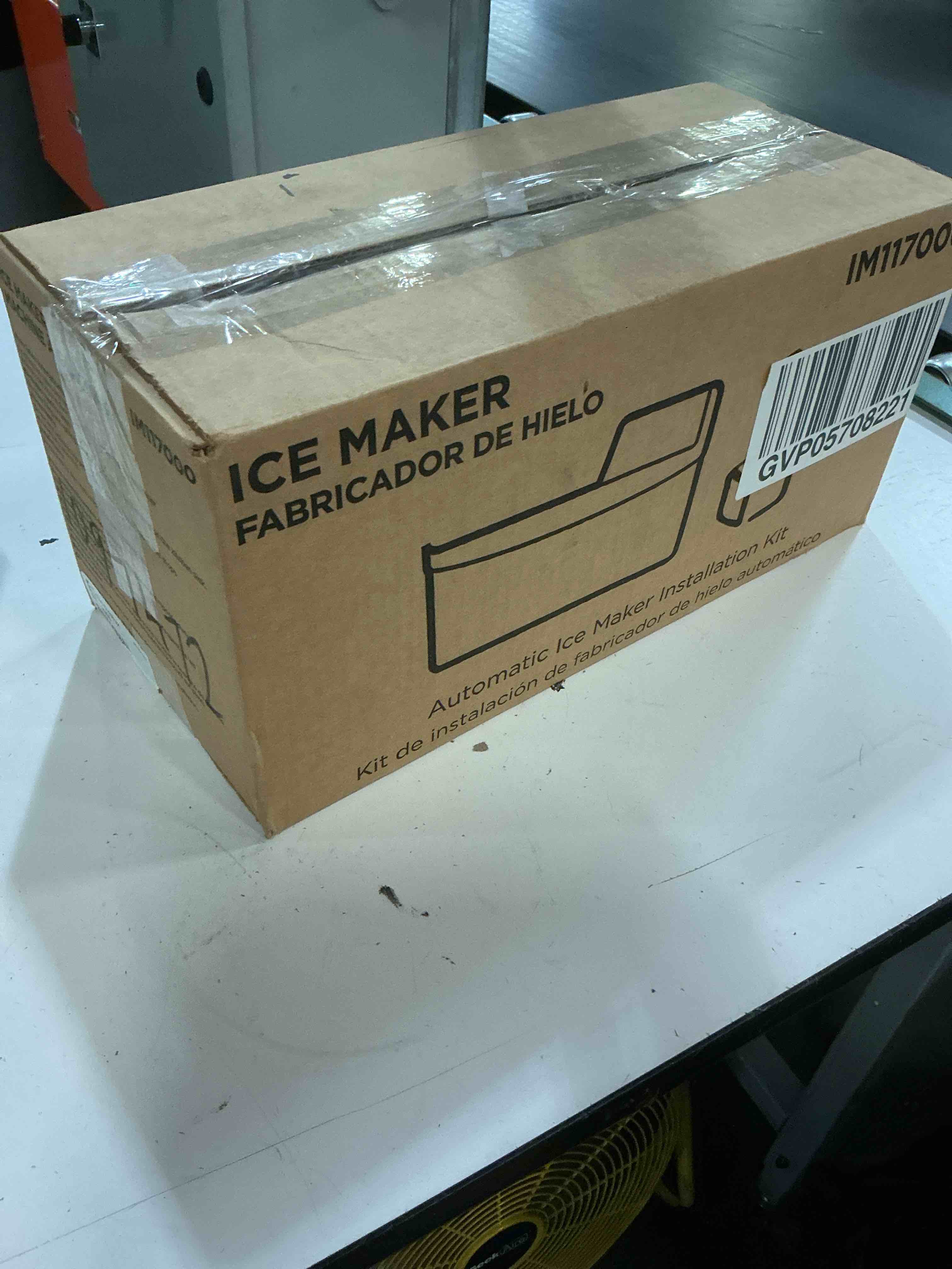 https://s3.amazonaws.com/lotting-images-prod/bidfta/BRN2637947_1776433422901.jpeg