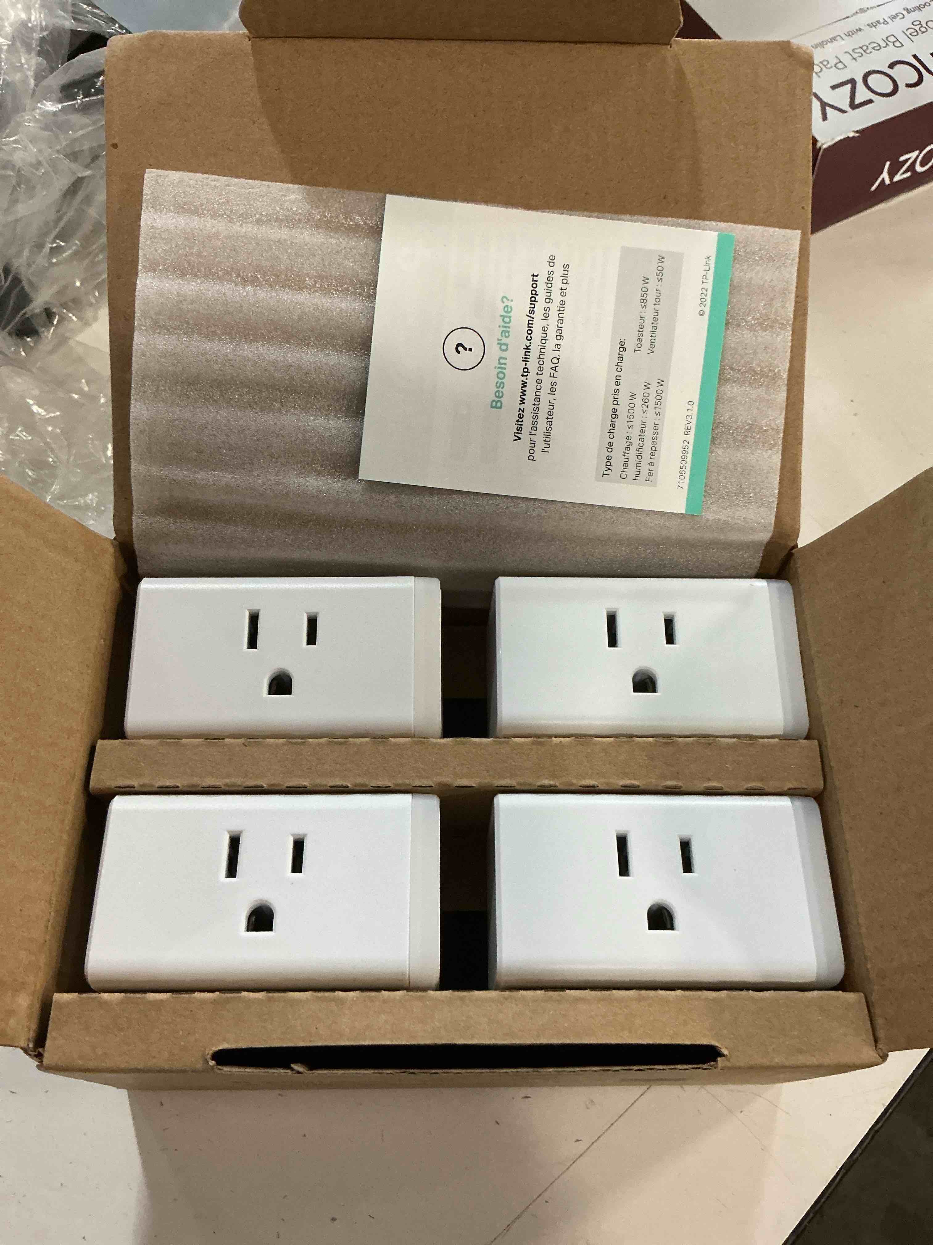 Condition photo showing New/Like New for kasa smart plug hs103p4, smart home wi-fi outlet works with alexa, echo, google home & ifttt, no hub required, remote control, 15 amp, ul certified, 4-pack, white alexa compatible plug 4-pack