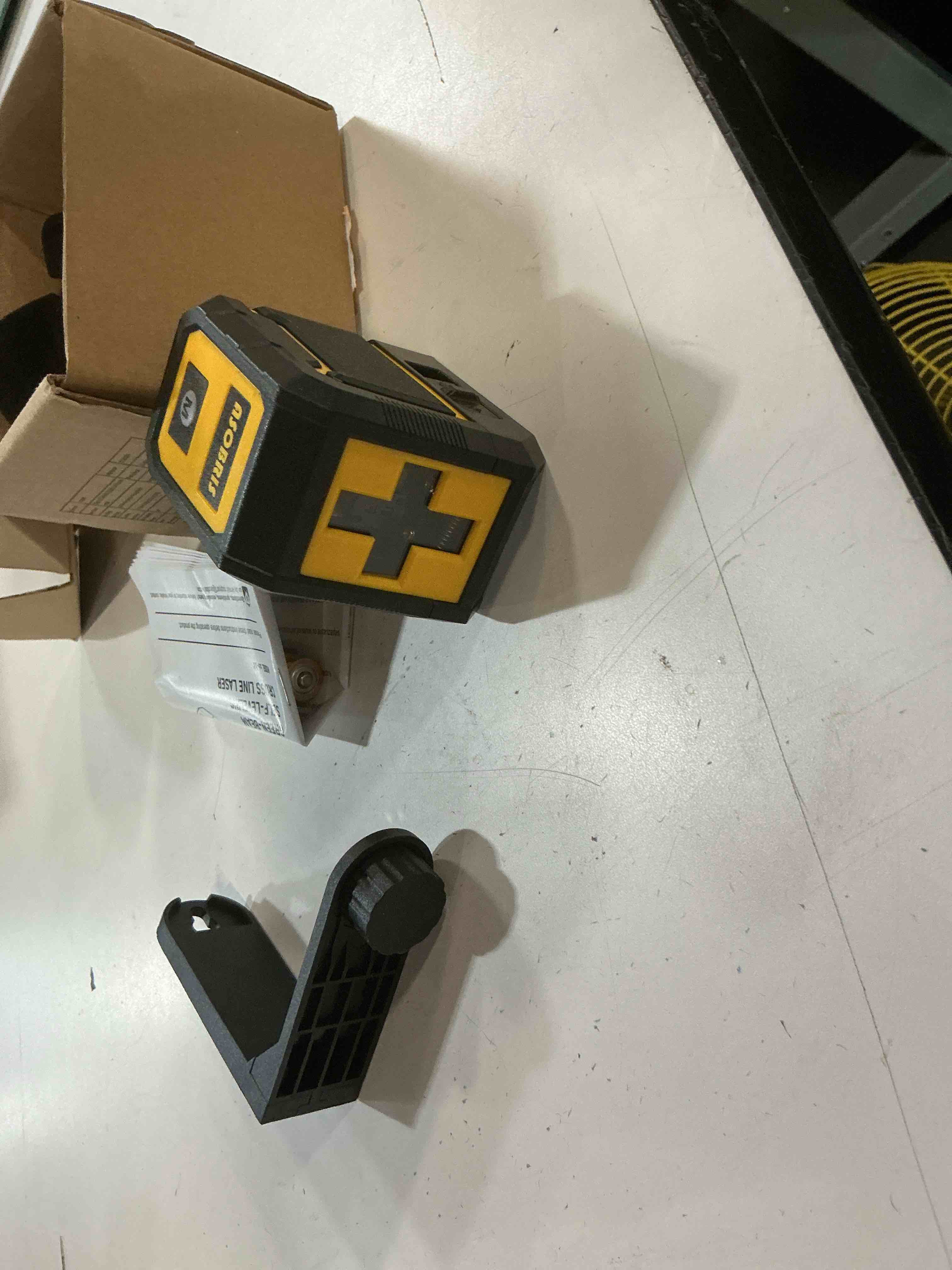 Condition photo showing Good Condition for laser-level, green cross line lazer level self-leveling, lazer leveler tool for picture hanging construction floor tile wall home renovation, indoor project no tripod