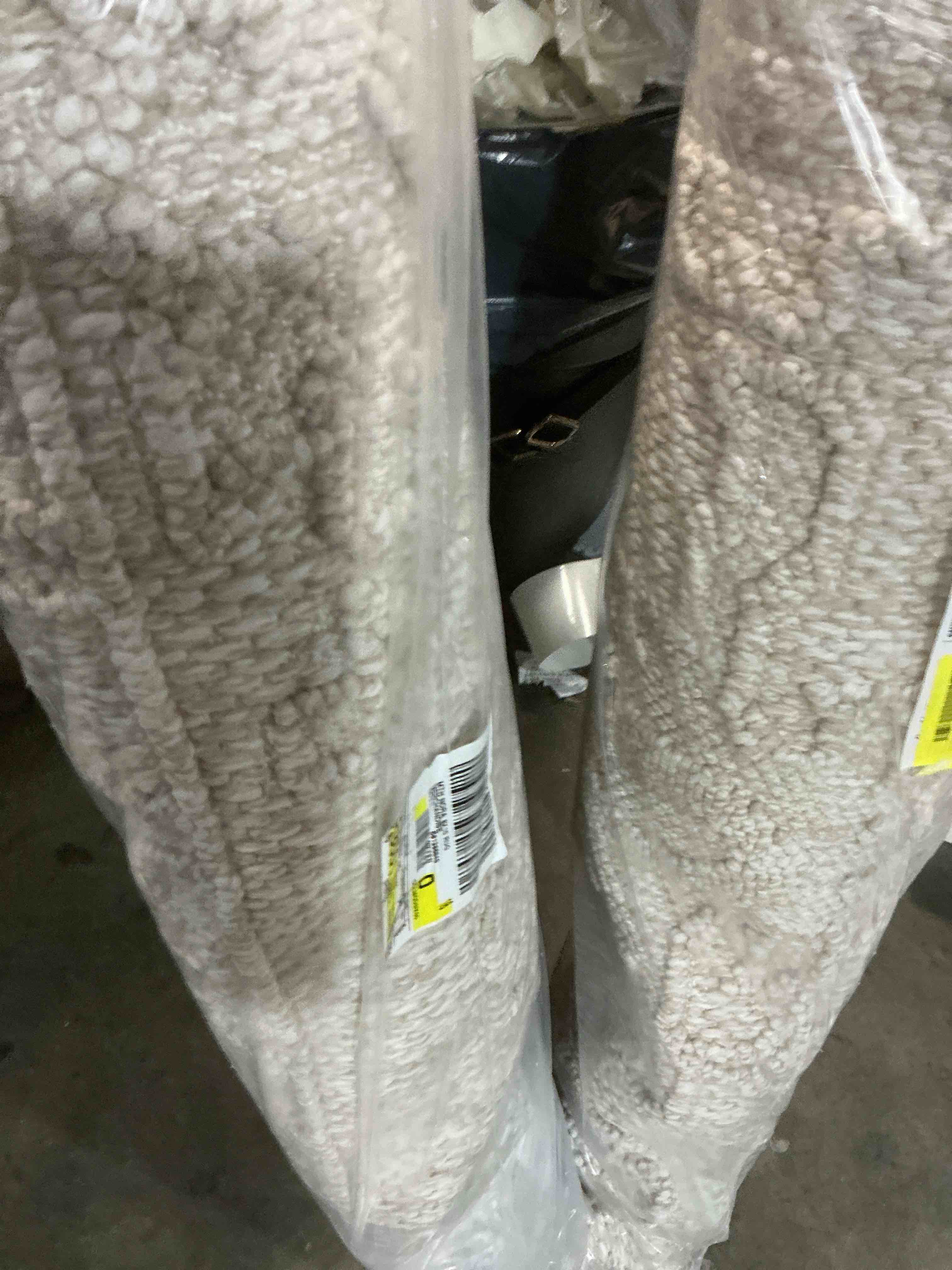Condition photo showing Good Condition for my texas house nora outdoor area rug 7'10 x 10'
