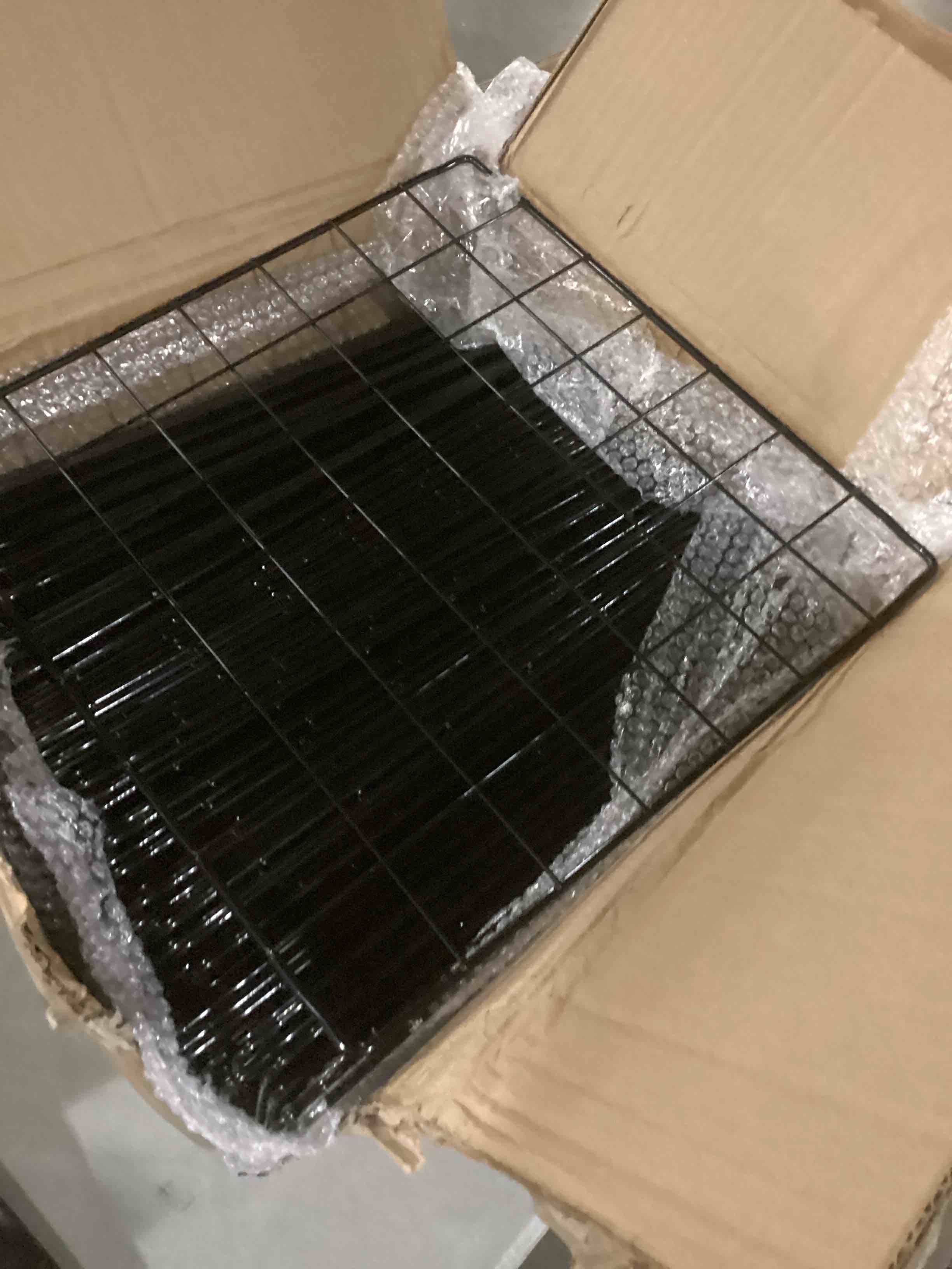 https://s3.amazonaws.com/lotting-images-prod/bidfta/BRN2728904_1745845077033.jpeg
