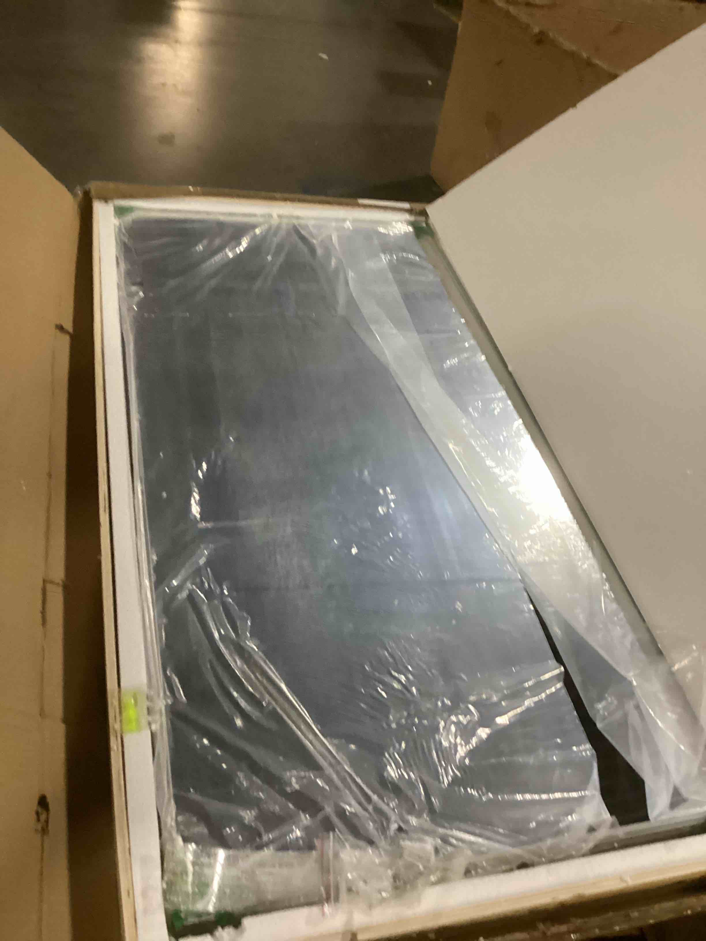 https://s3.amazonaws.com/lotting-images-prod/bidfta/BRN2729098_1746025818862.jpeg