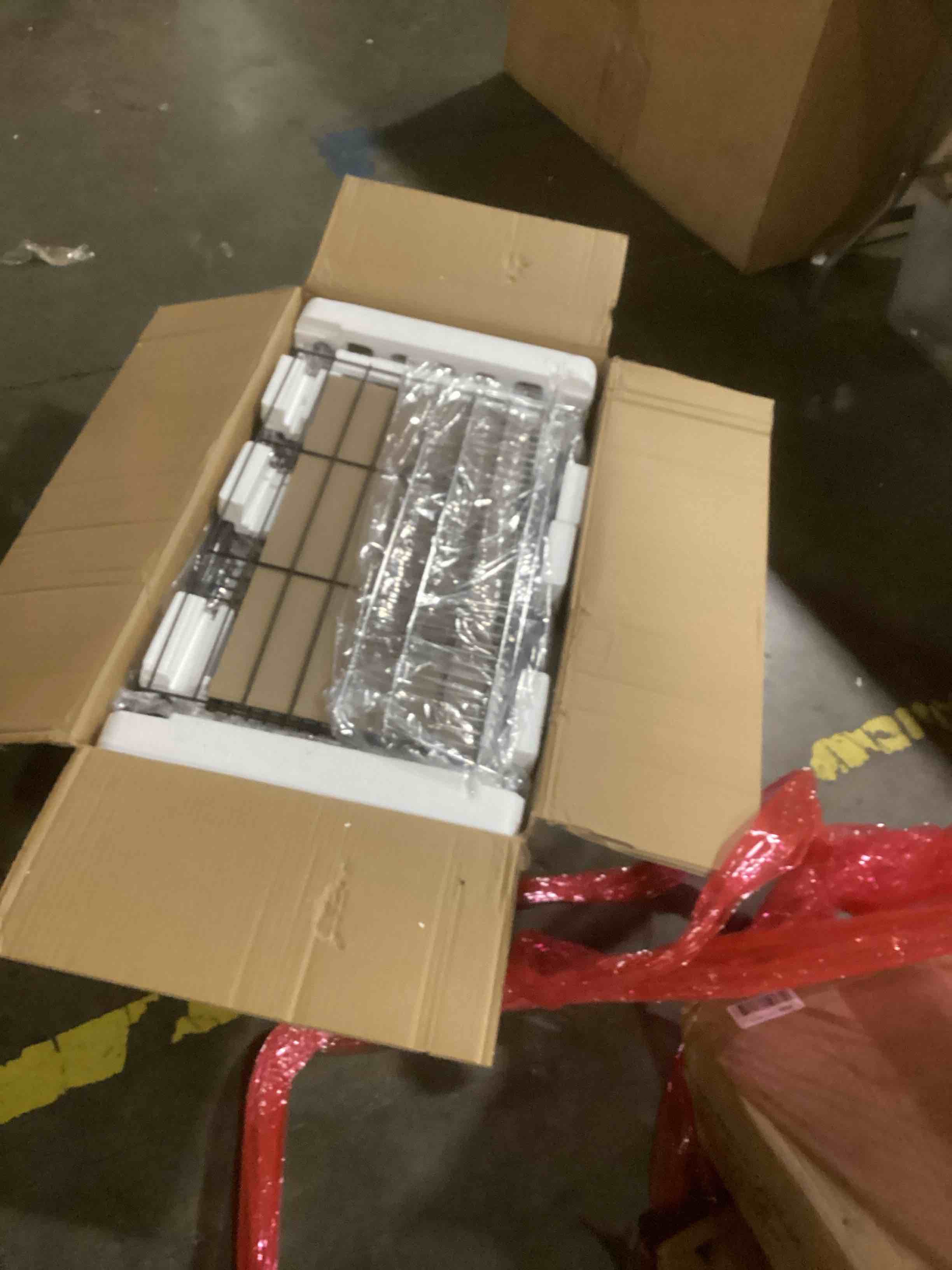 https://s3.amazonaws.com/lotting-images-prod/bidfta/BRN2729335_1746192650485.jpeg