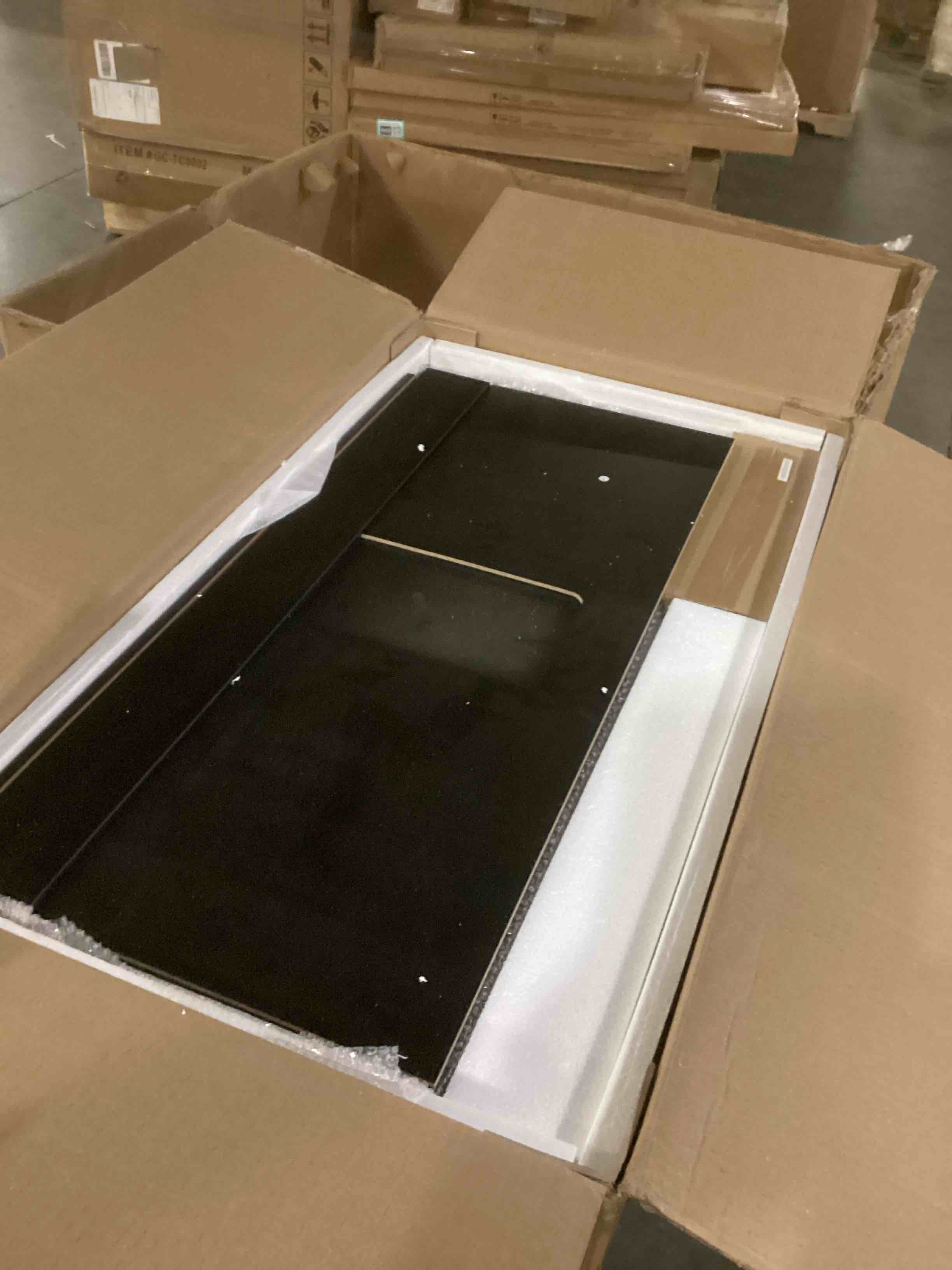 https://s3.amazonaws.com/lotting-images-prod/bidfta/BRN2729377_1746208088142.jpeg