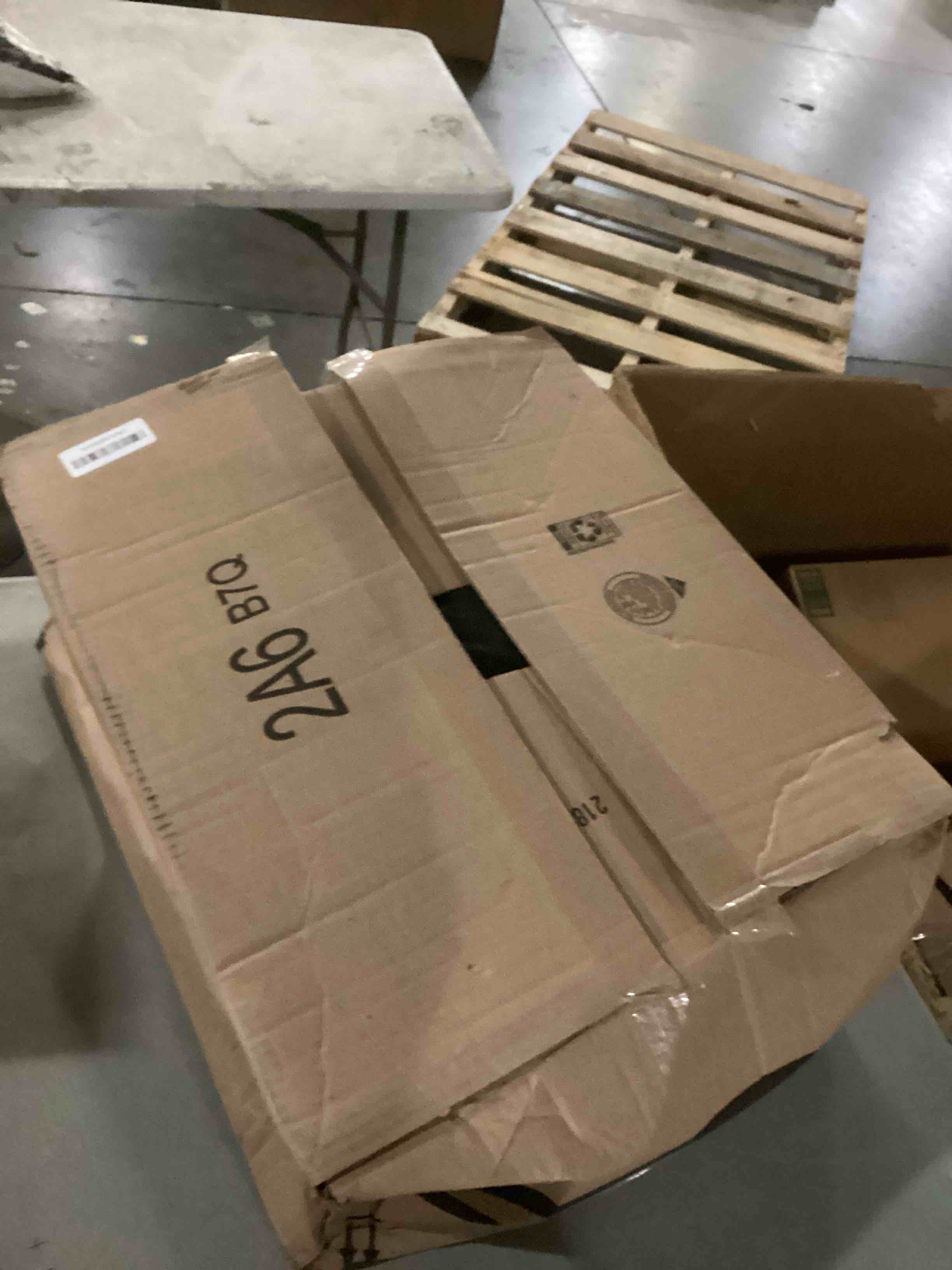 https://s3.amazonaws.com/lotting-images-prod/bidfta/BRN2729427_1746451729270.jpeg