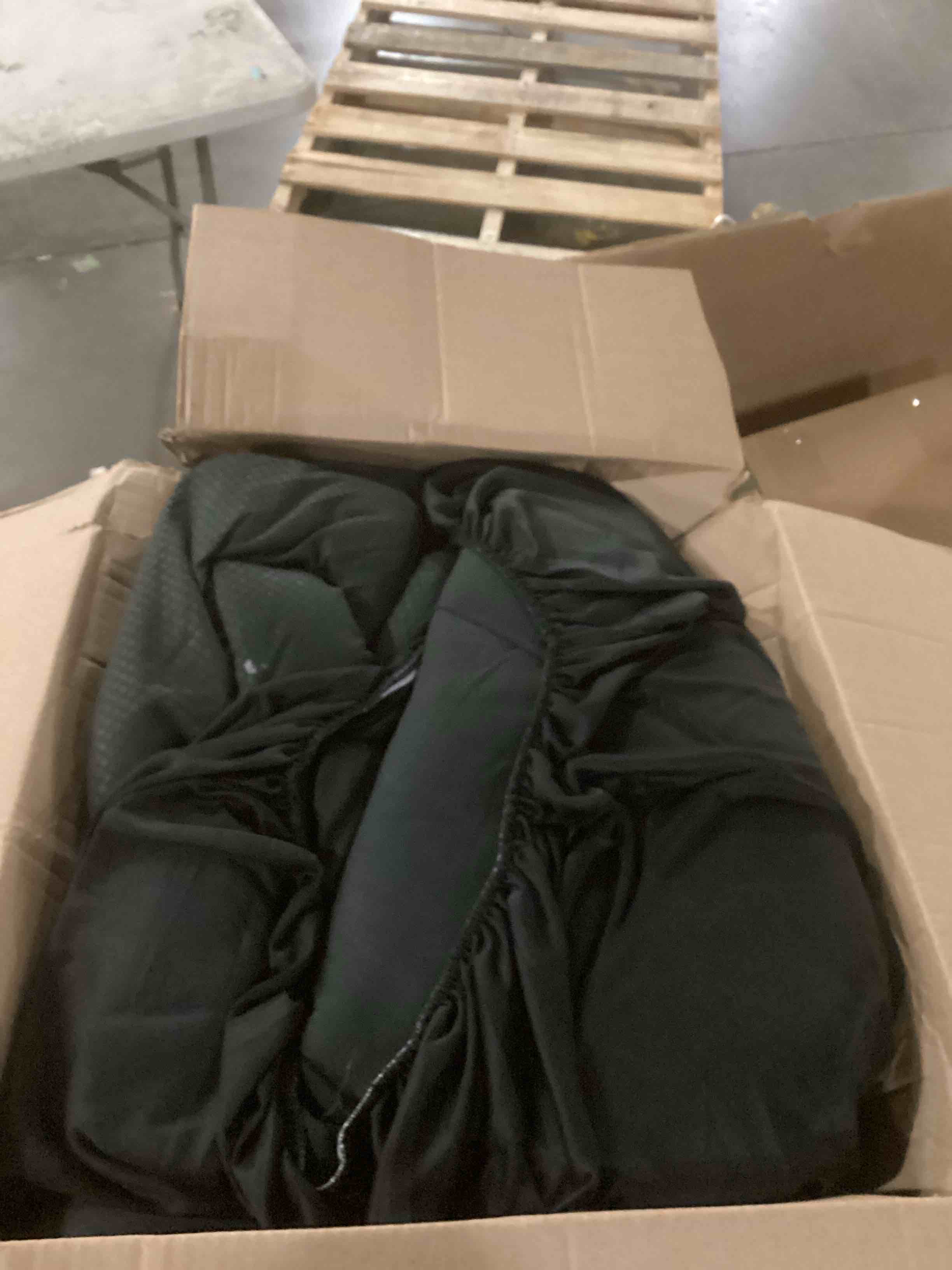 https://s3.amazonaws.com/lotting-images-prod/bidfta/BRN2729427_1746451744223.jpeg