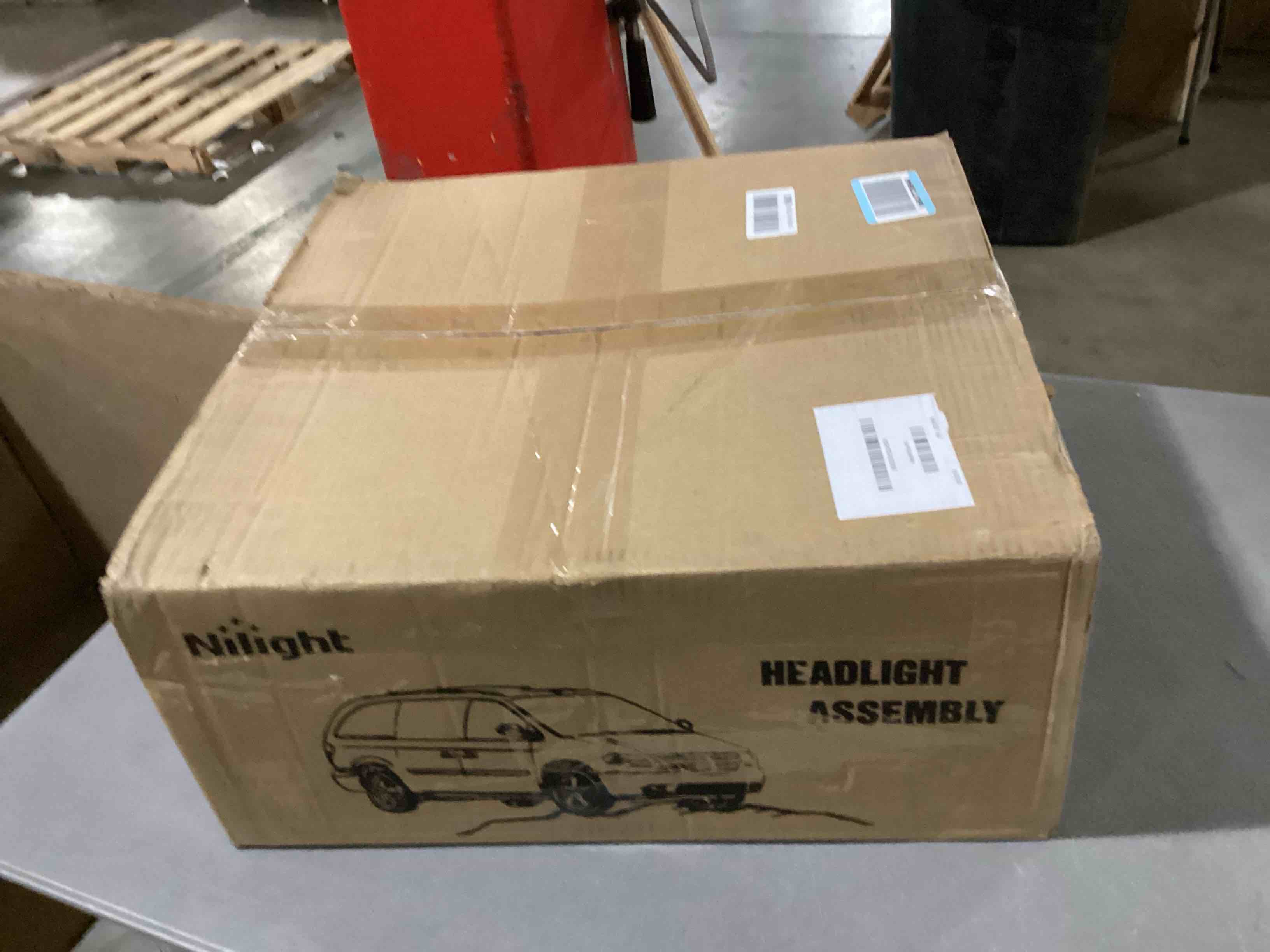 Nilight Headlight Assembly for 2001 2002 2003 2004 2005 2006 2007 Chrysler Town & Country 2001-2003 Voyager 2001-2007 Dodge Grand Caravan Replacement Chrome Housing Clear Reflector