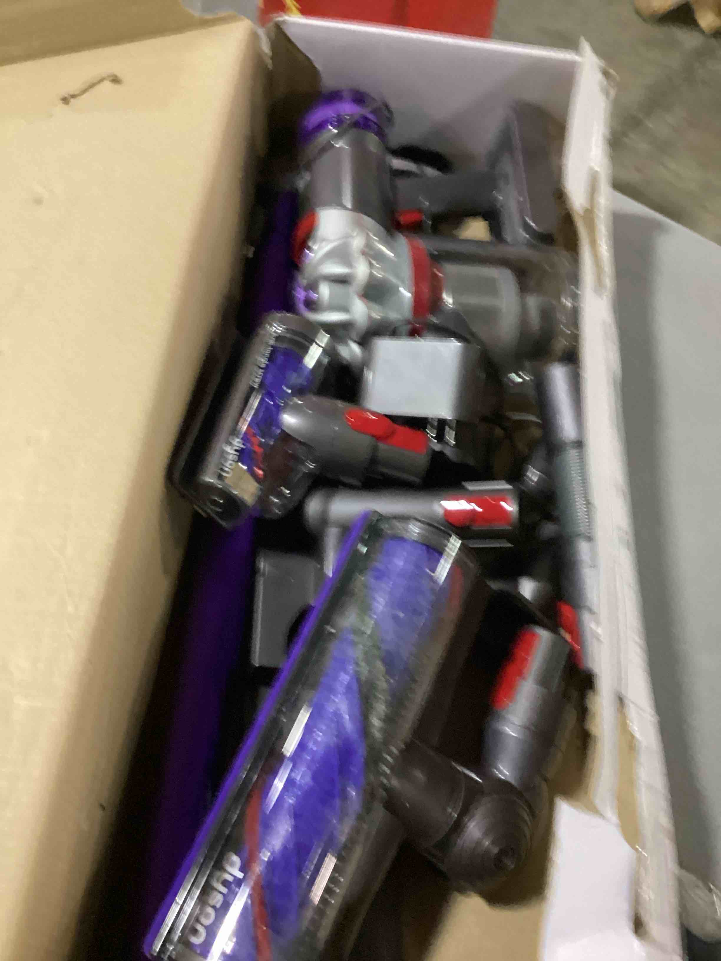 https://s3.amazonaws.com/lotting-images-prod/bidfta/BRN2731520_1746206963914.jpeg