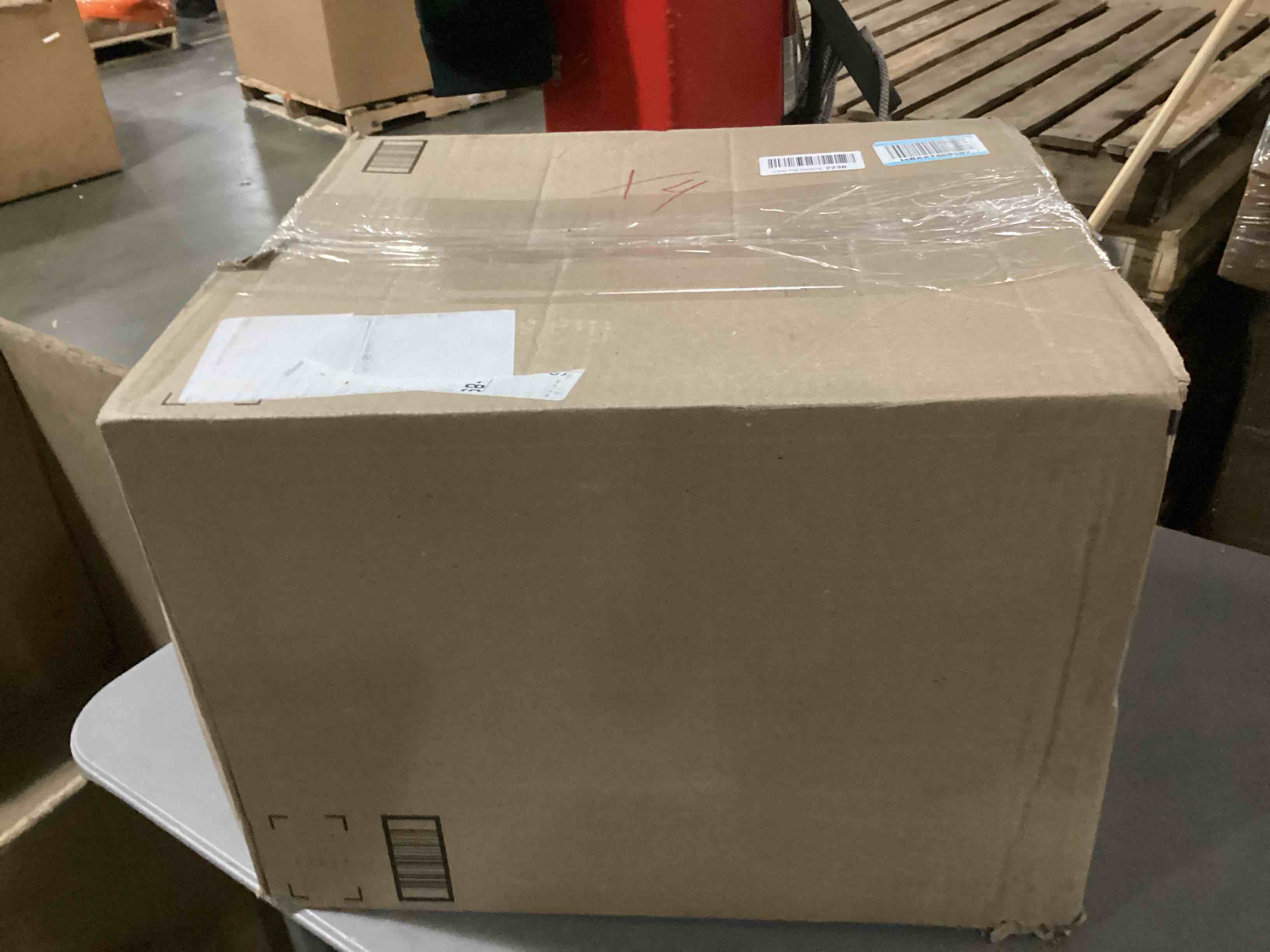 https://s3.amazonaws.com/lotting-images-prod/bidfta/BRN2731823_1746534930373.jpeg