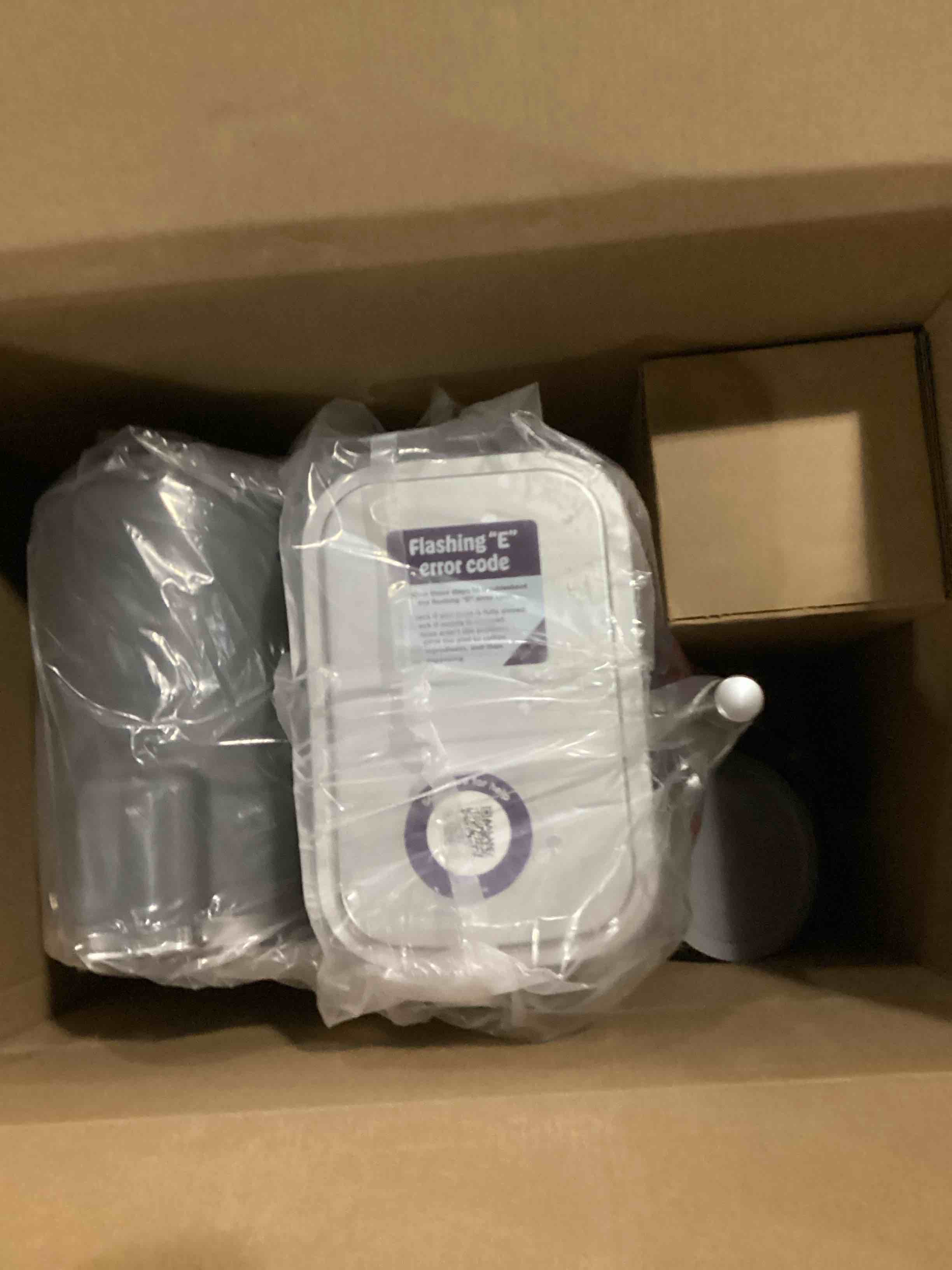 https://s3.amazonaws.com/lotting-images-prod/bidfta/BRN2731857_1746542573128.jpeg