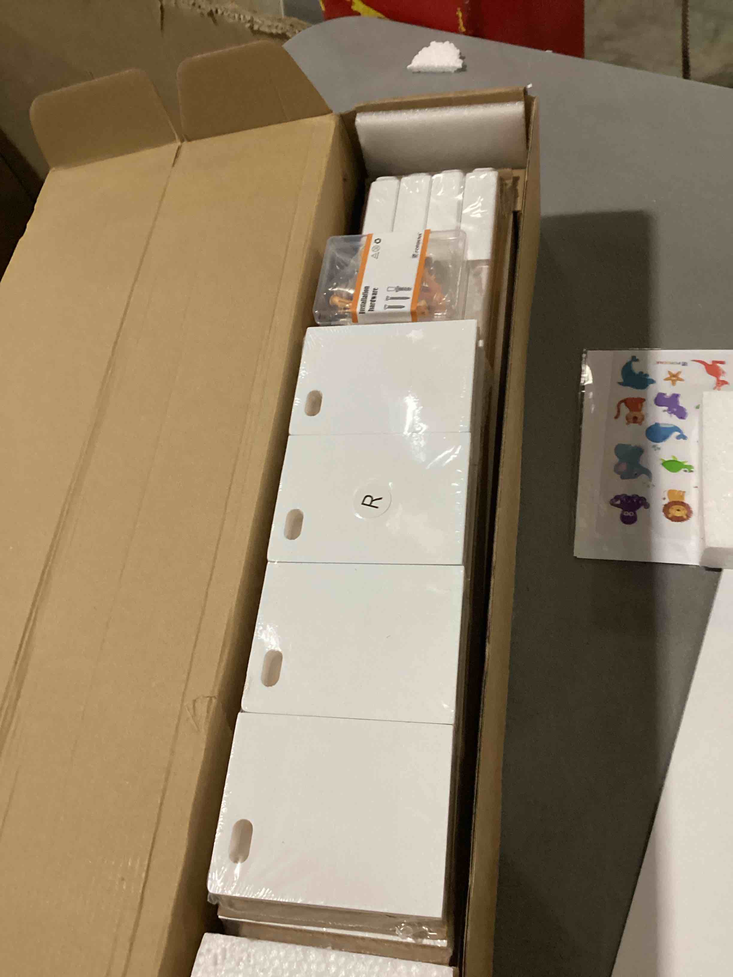 https://s3.amazonaws.com/lotting-images-prod/bidfta/BRN2732606_1747163405123.jpeg