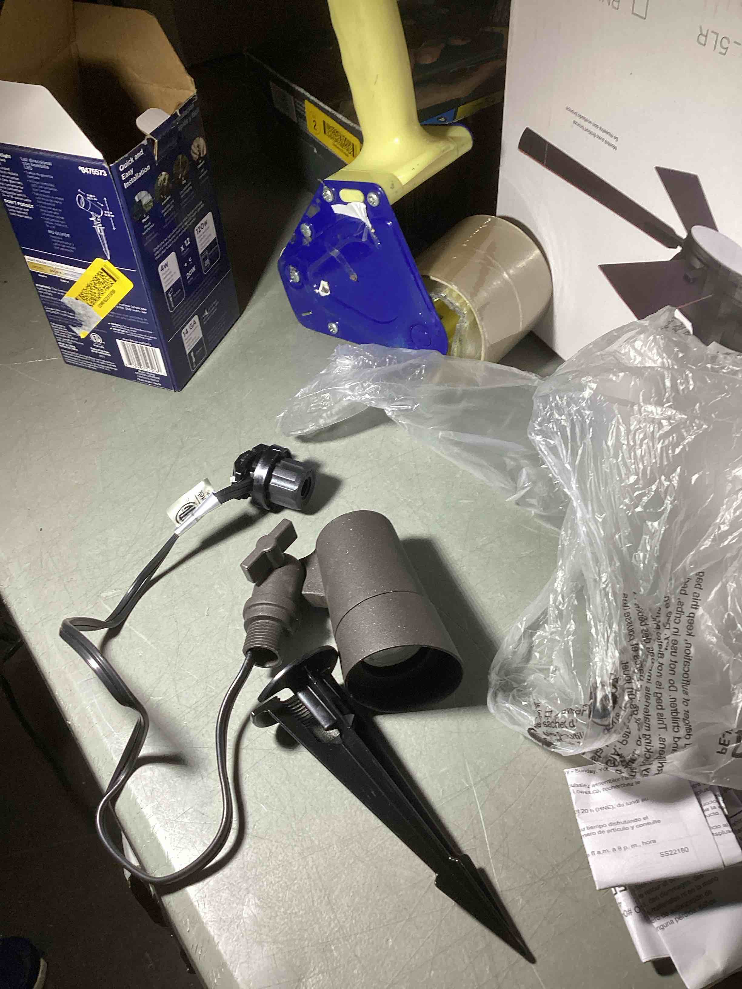 https://s3.amazonaws.com/lotting-images-prod/bidfta/BRN2738197_1750247640850.jpeg