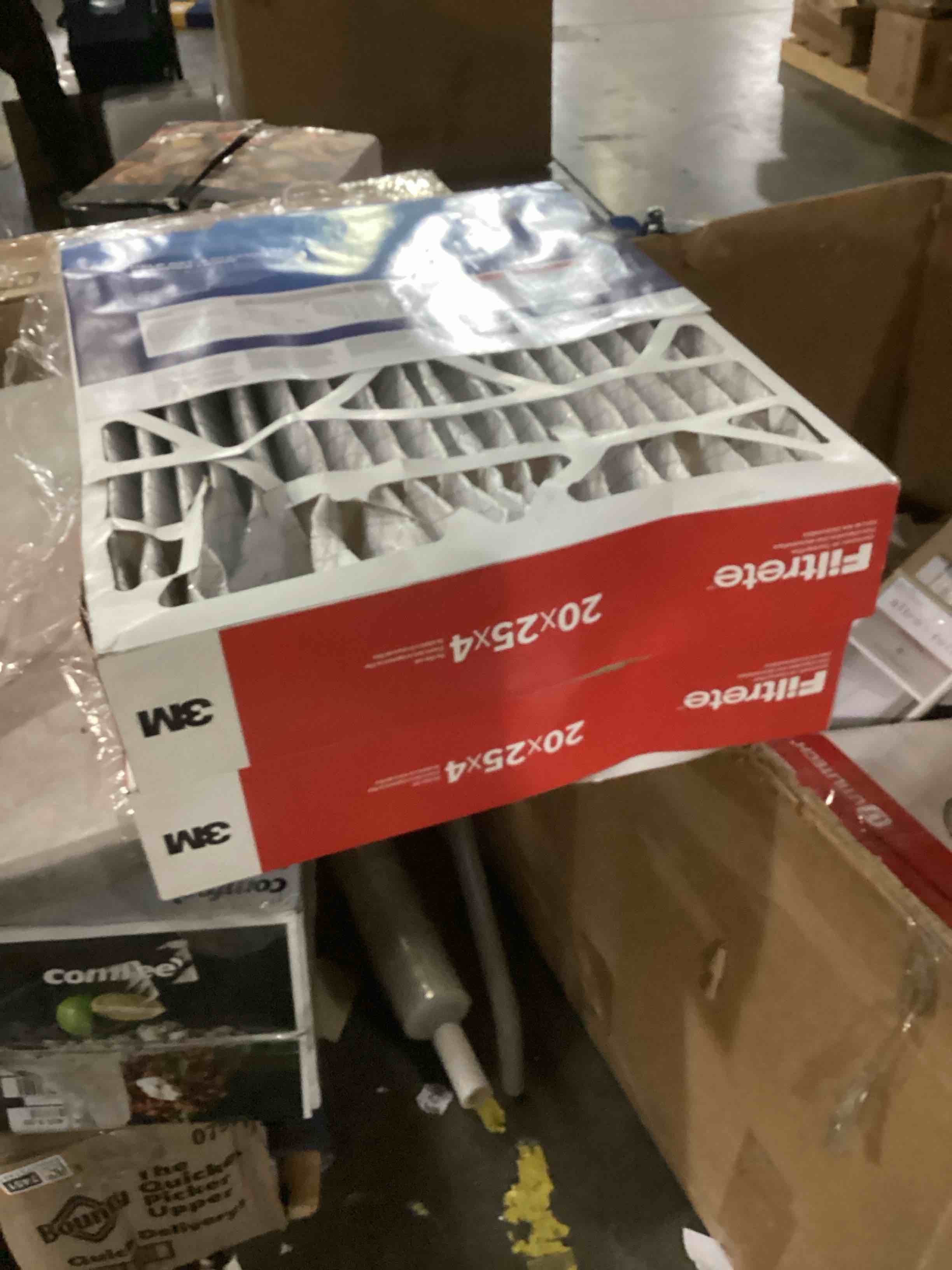 https://s3.amazonaws.com/lotting-images-prod/bidfta/BRN2738209_1750249381444.jpeg