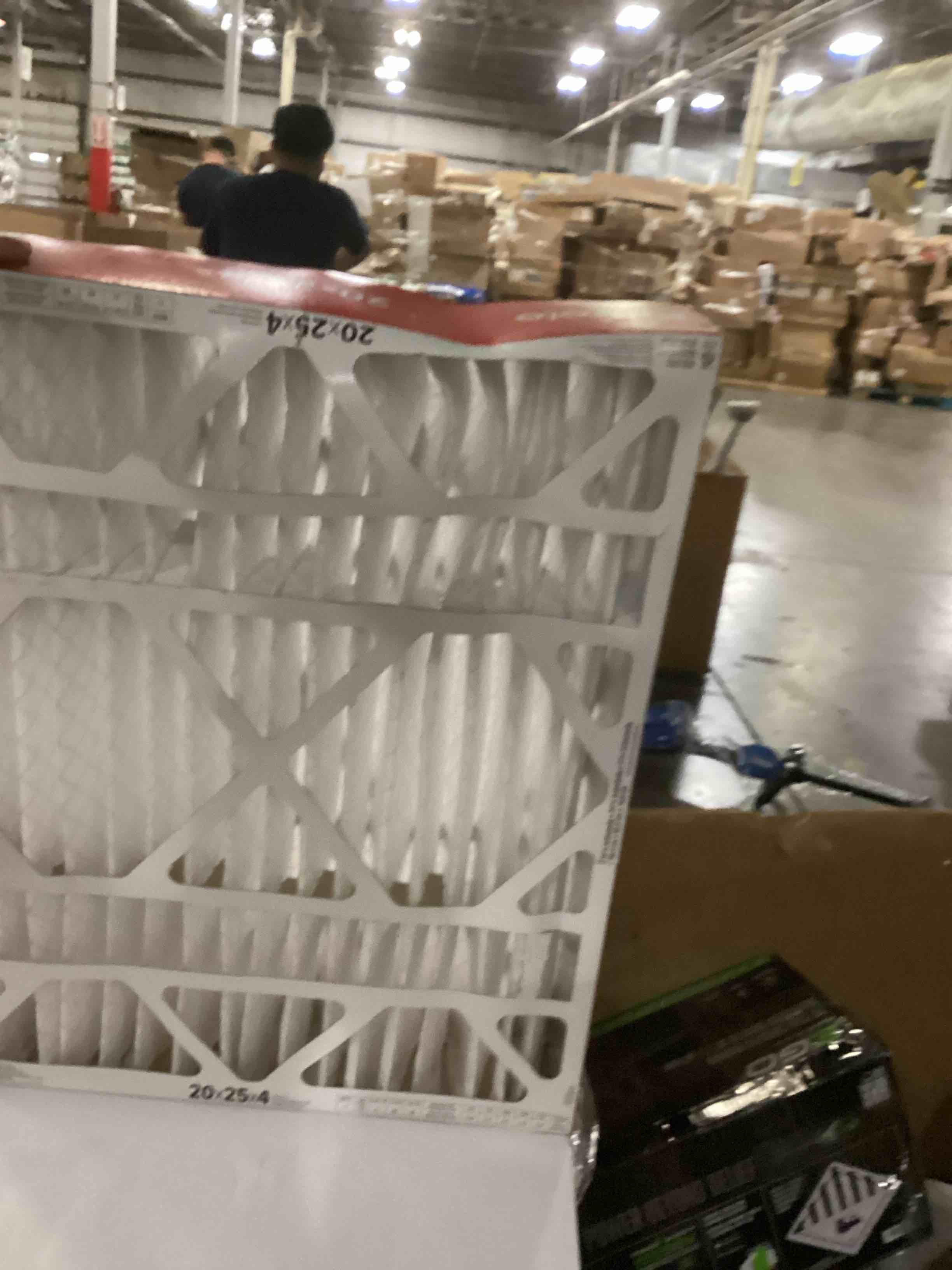 https://s3.amazonaws.com/lotting-images-prod/bidfta/BRN2738209_1750249386326.jpeg