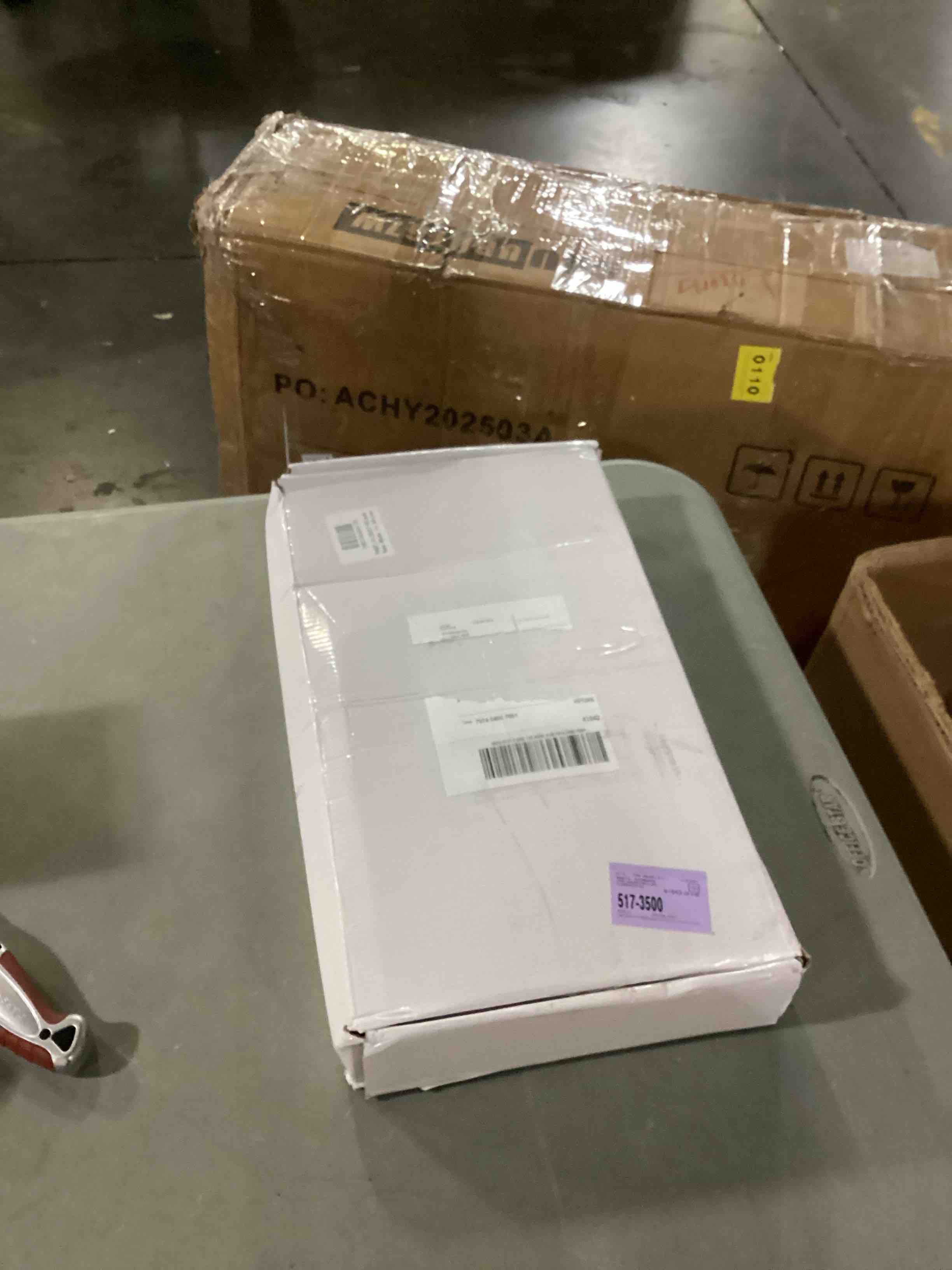 https://s3.amazonaws.com/lotting-images-prod/bidfta/BRN2738554_1750688842550.jpeg