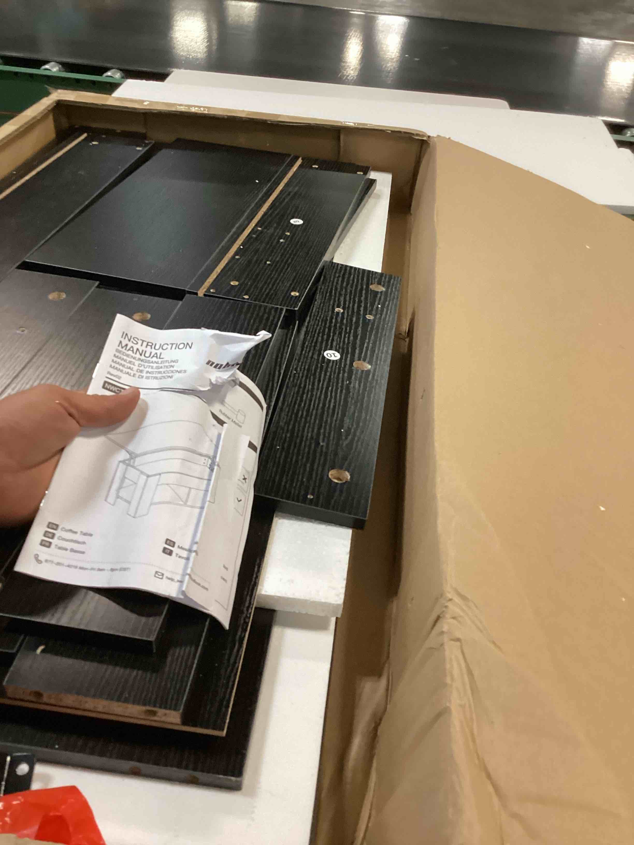 https://s3.amazonaws.com/lotting-images-prod/bidfta/BRN2739983_1753199497627.jpeg