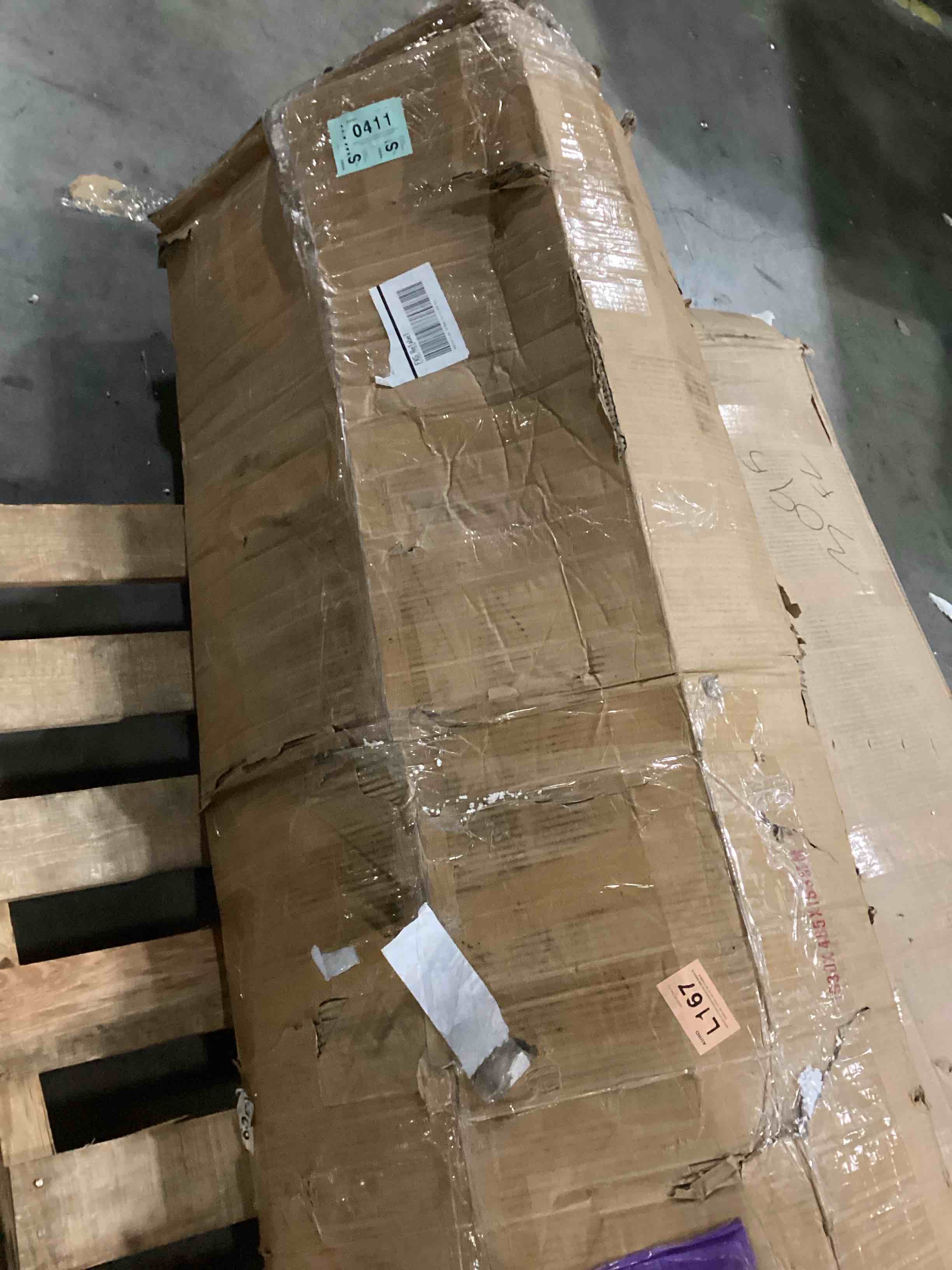 https://s3.amazonaws.com/lotting-images-prod/bidfta/BRN2743590_1751034205059.jpeg