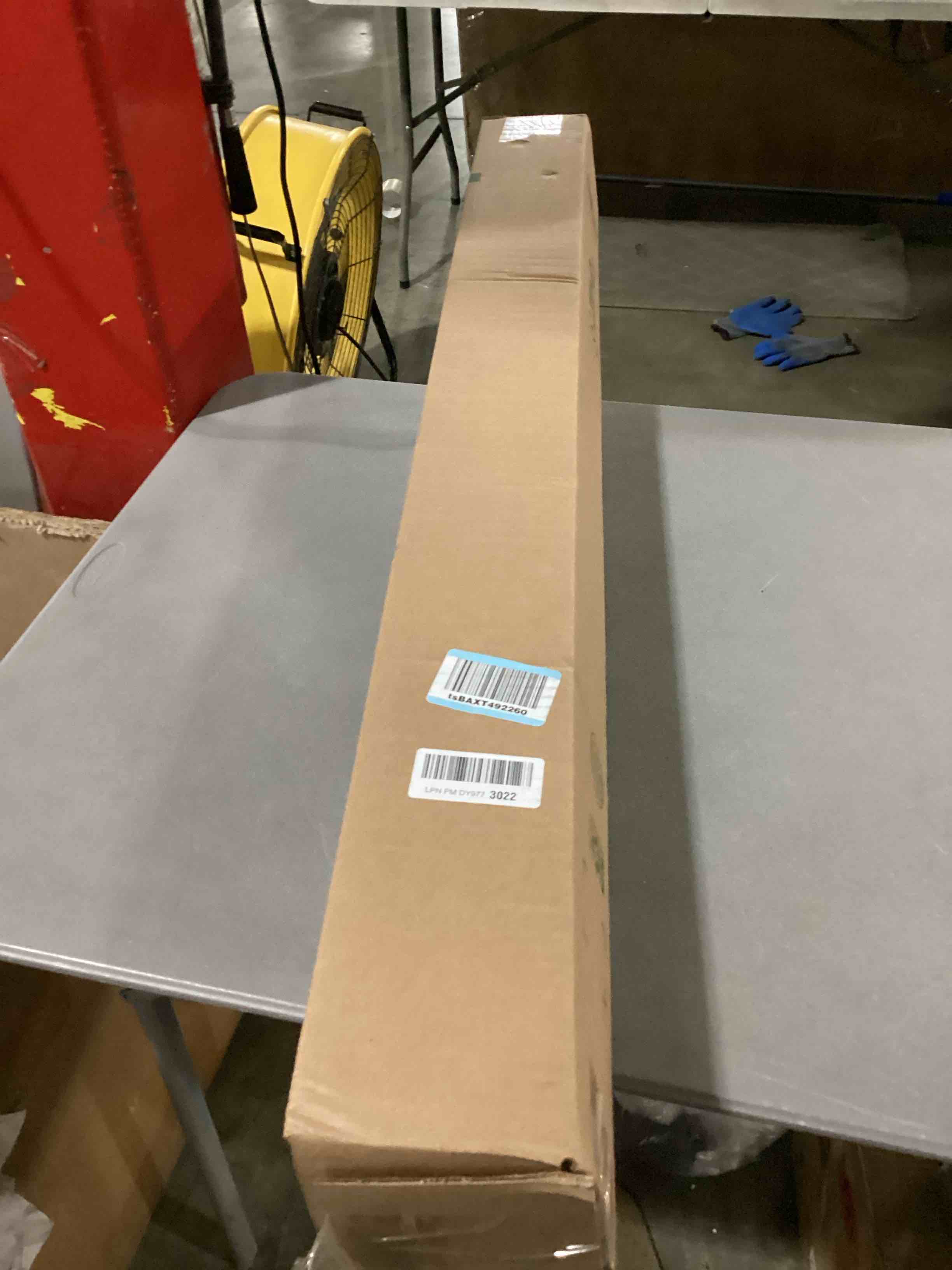 https://s3.amazonaws.com/lotting-images-prod/bidfta/BRN2749711_1749295080532.jpeg
